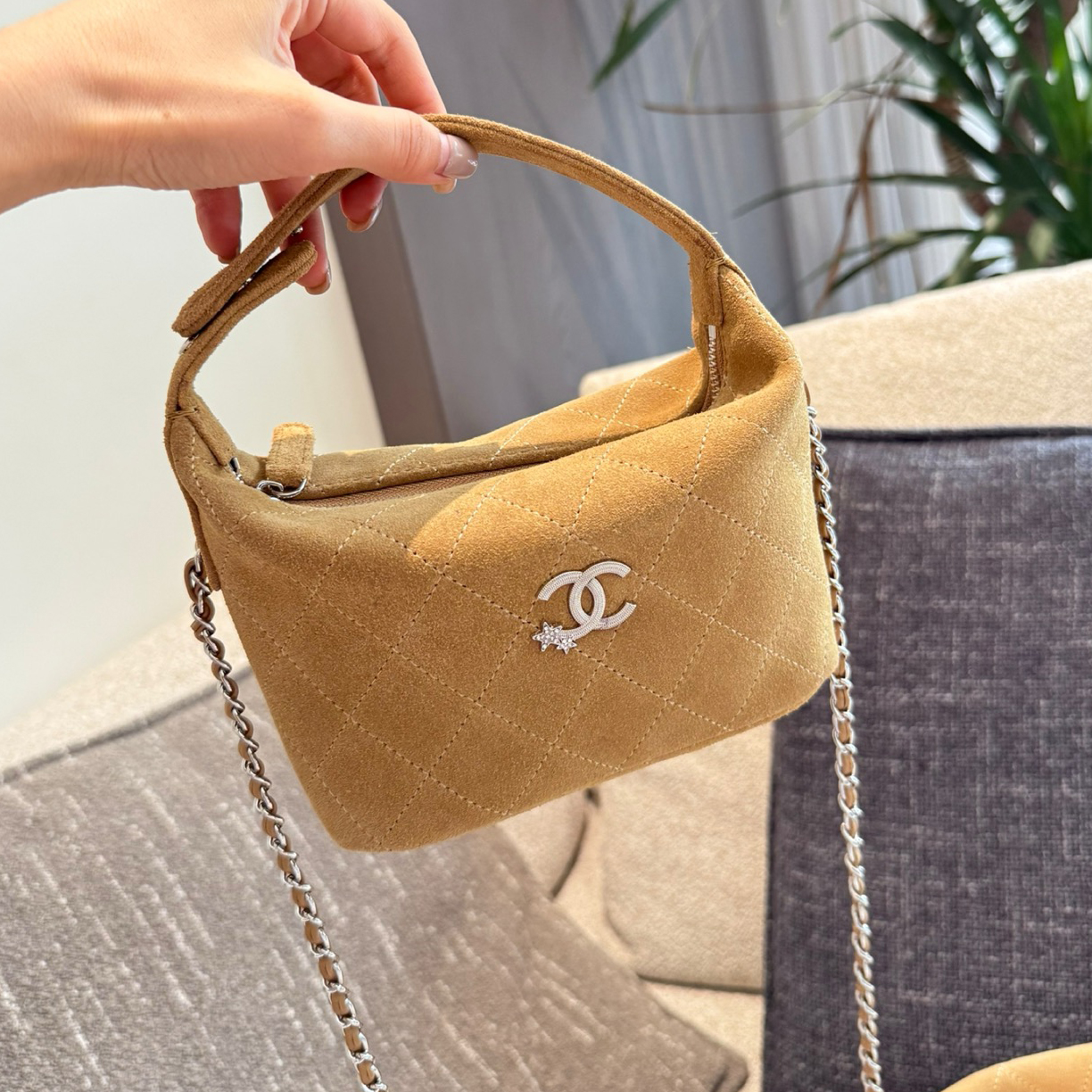 oCHANELo Bags Click to view more images