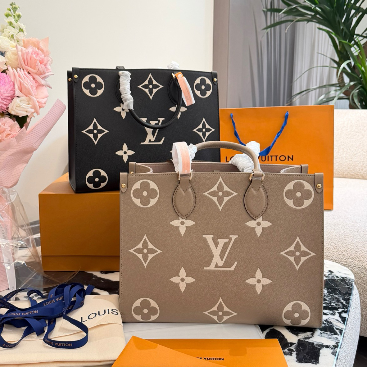 oLVo Bags Click to view more images