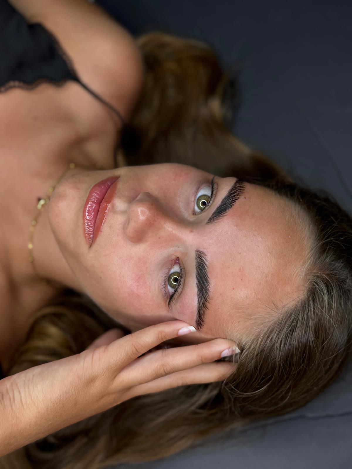 Pacote Combo Profissional de Sobrancelhas