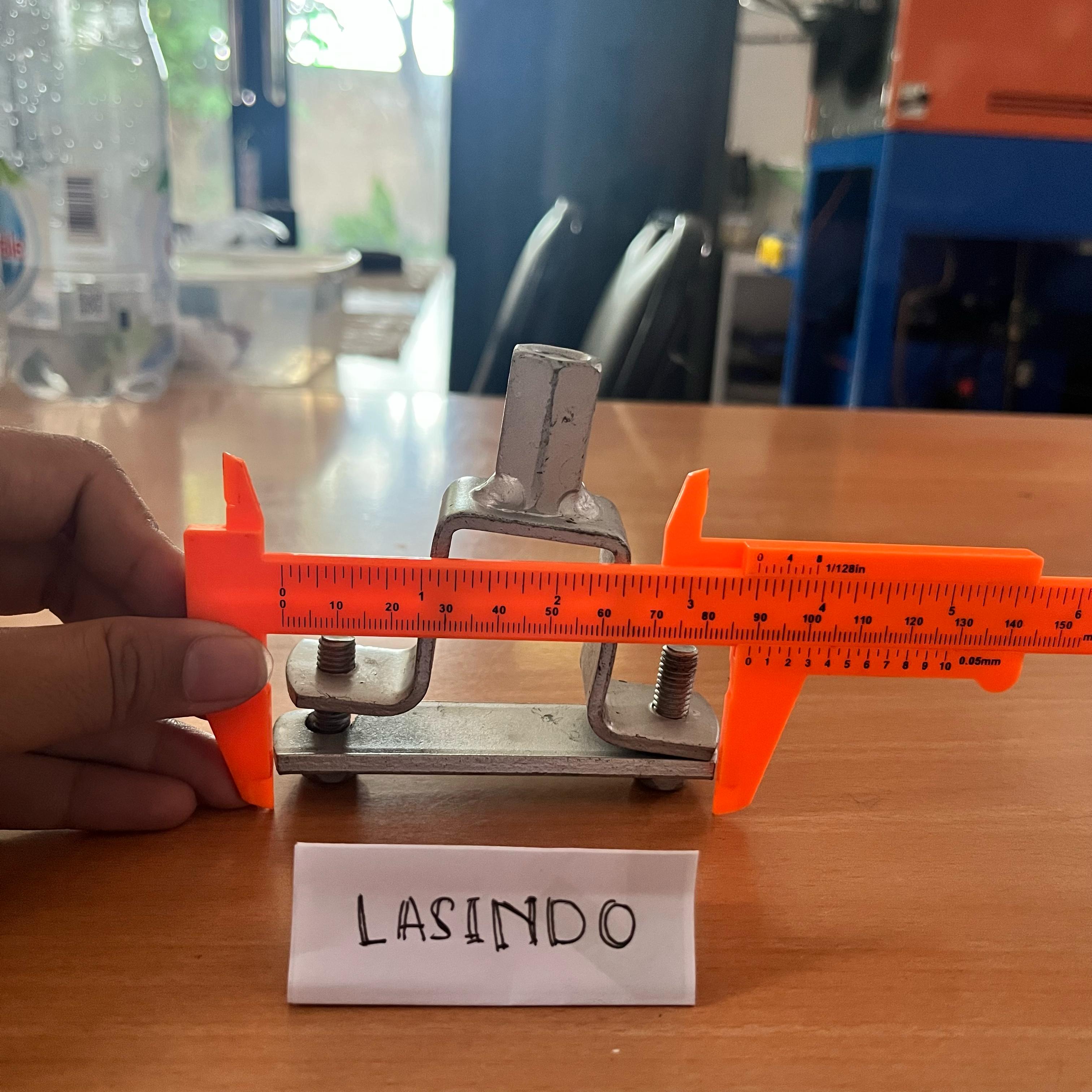 Clamp Hollo 30 x 30 + Mur 