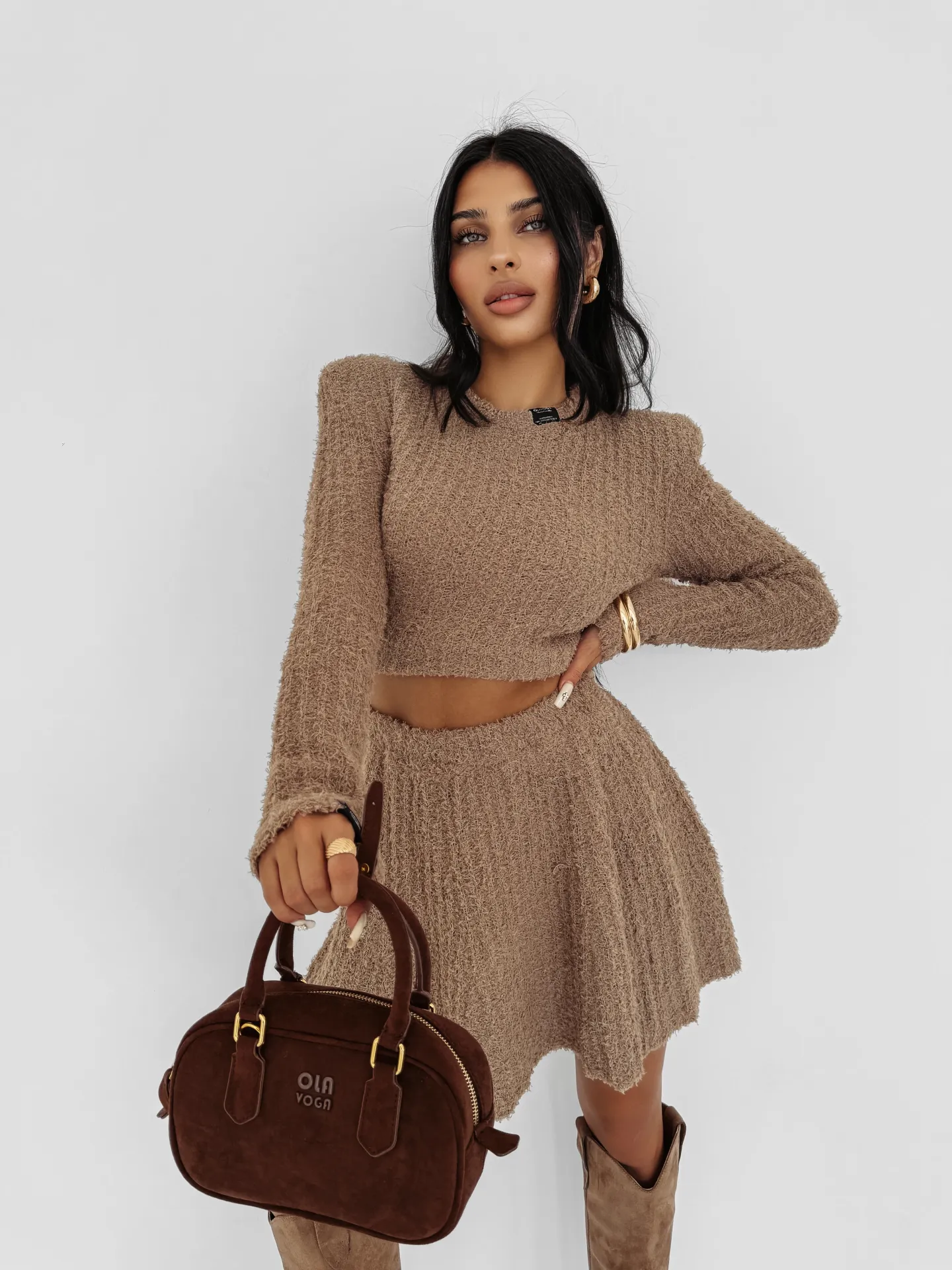 Elegants sieviešu trikotāžas komplekts