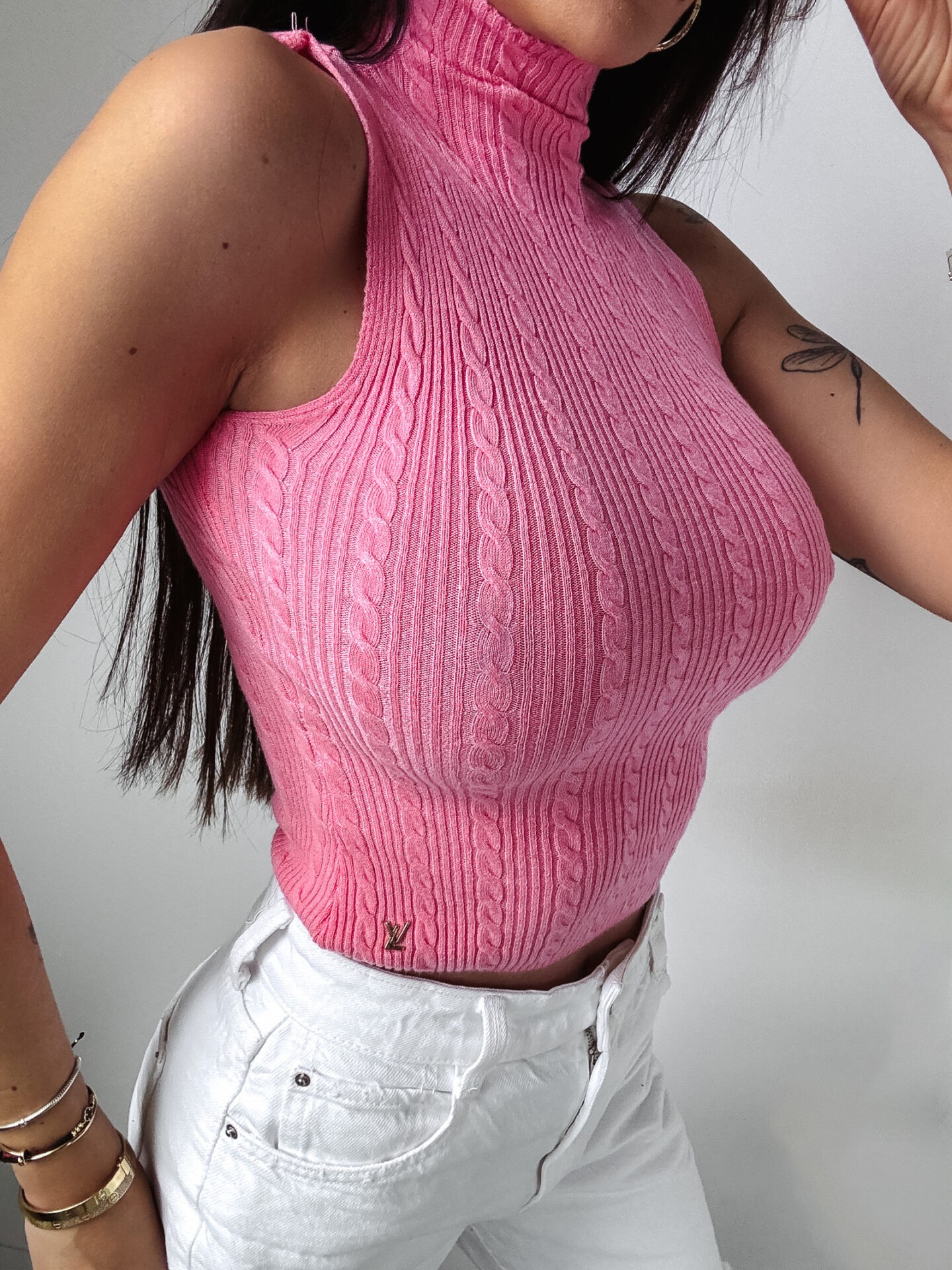 Rozā džemperis–tops