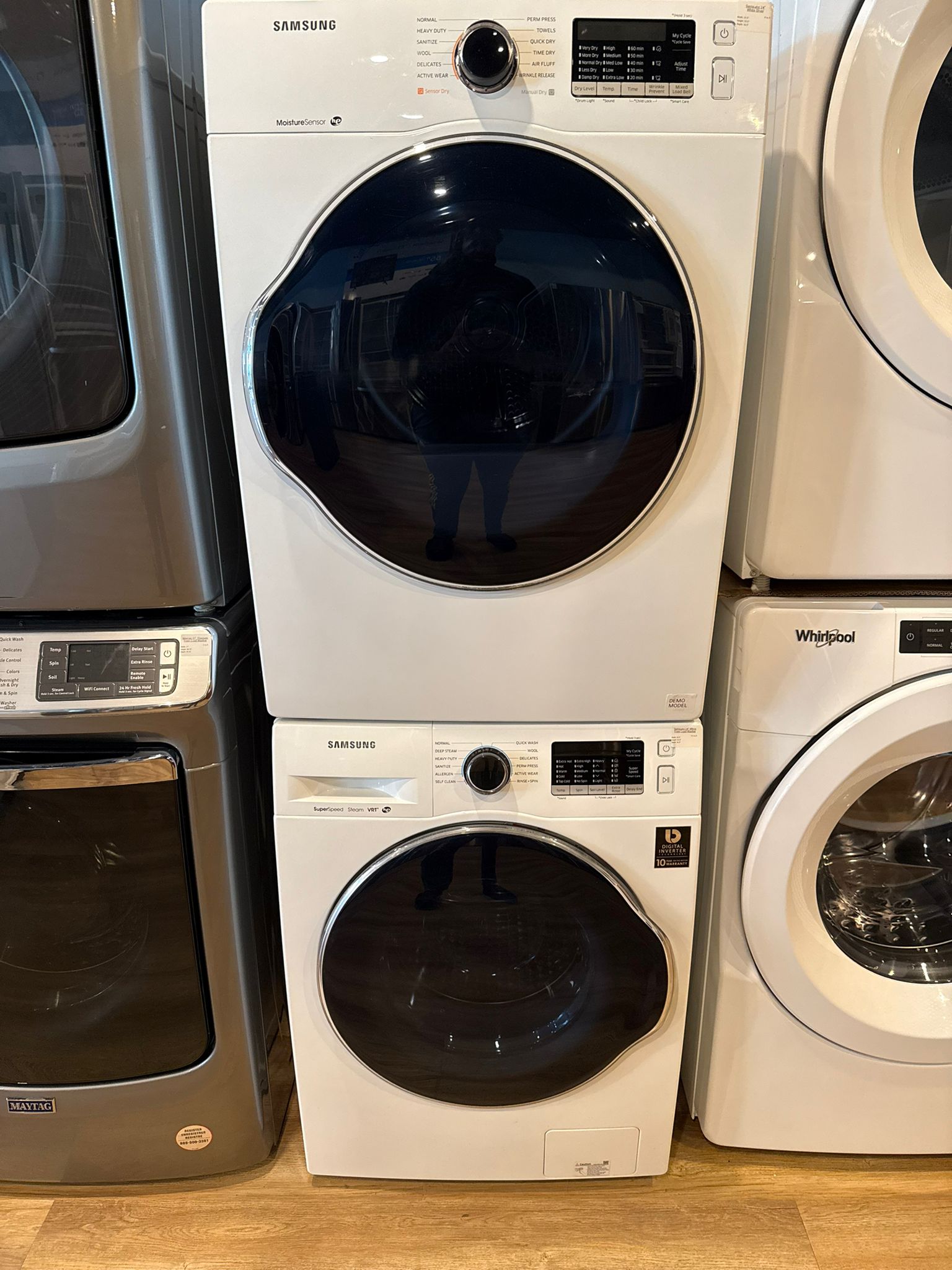 Washer and Dryer Stackable set Samsung WW22K6800AW / DV22K6800EW 24"