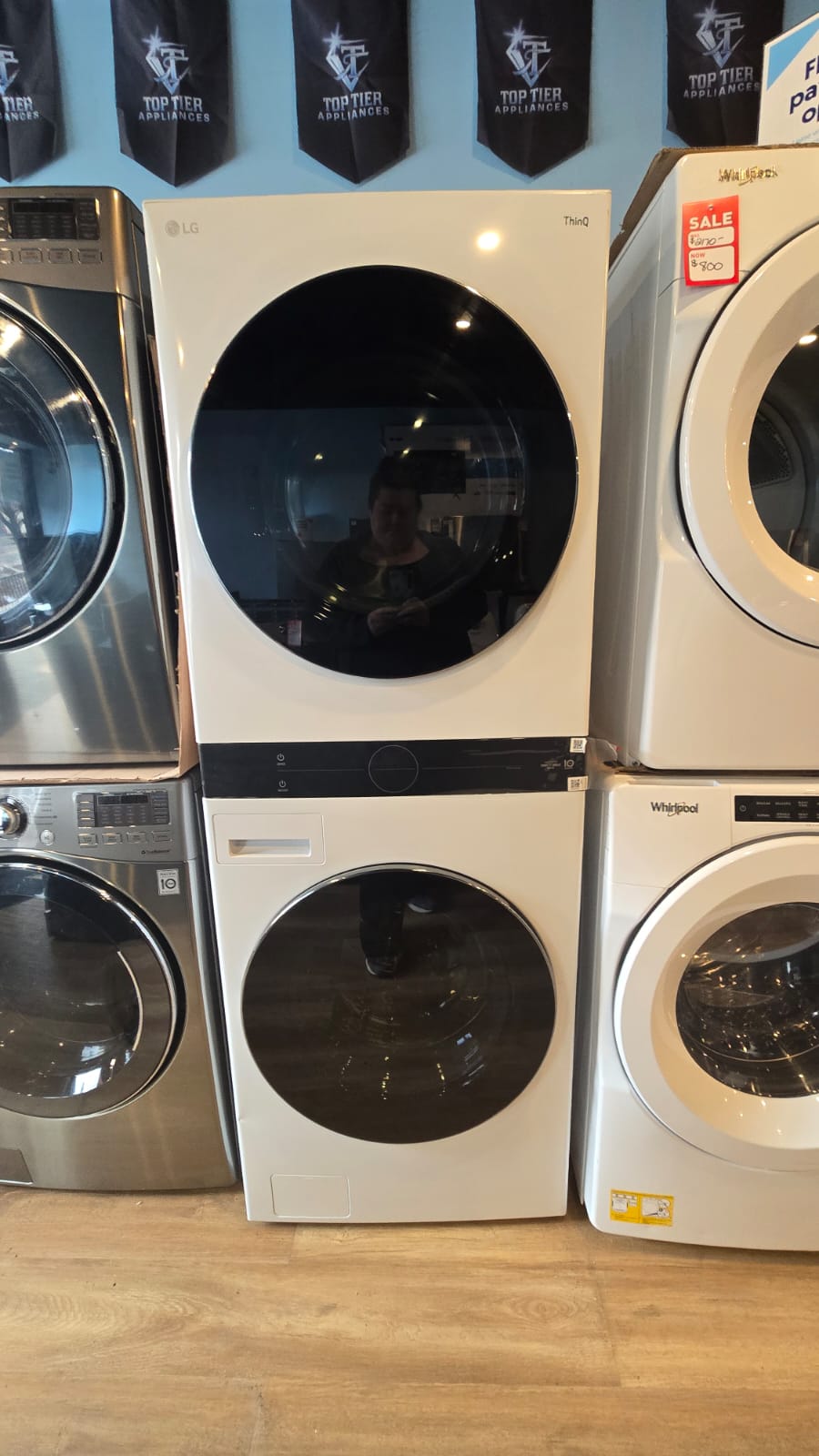 Washer and Dryer Laundry Center WKEX200HWA LG tower 27"