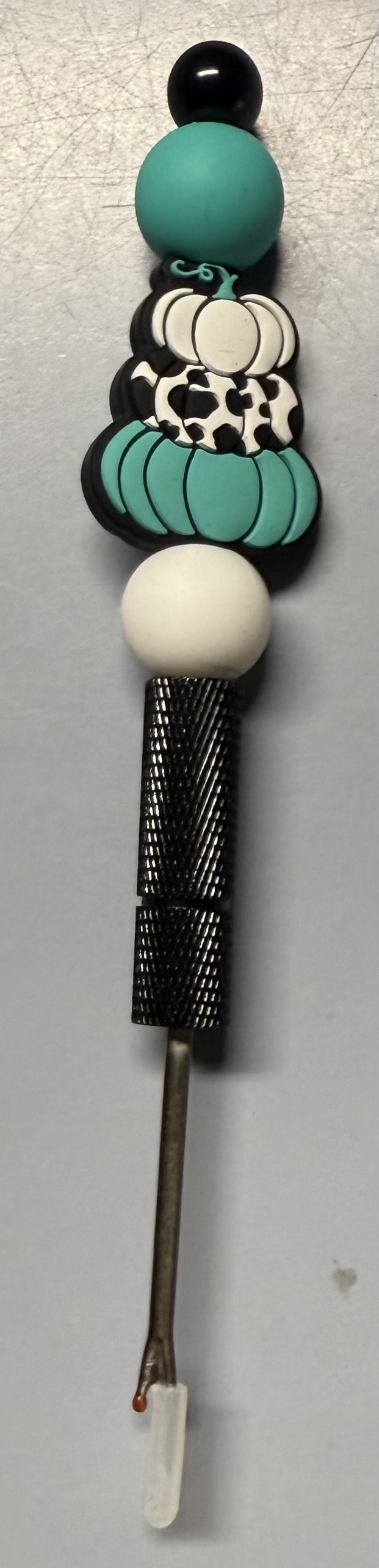 Pumpkin Beaded Seam Ripper Tool