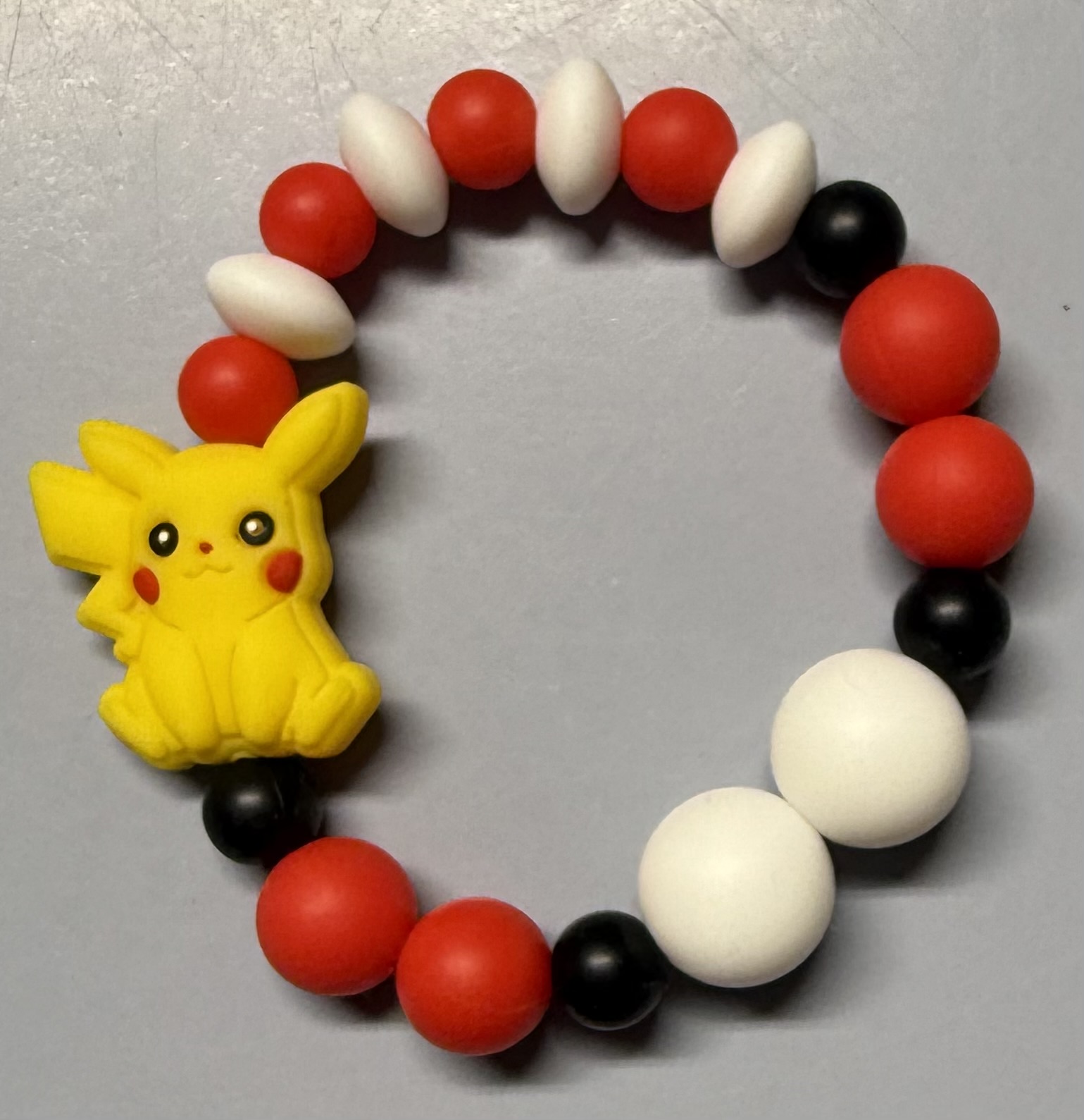 P Game Beaded Twist a Pet Bracelet