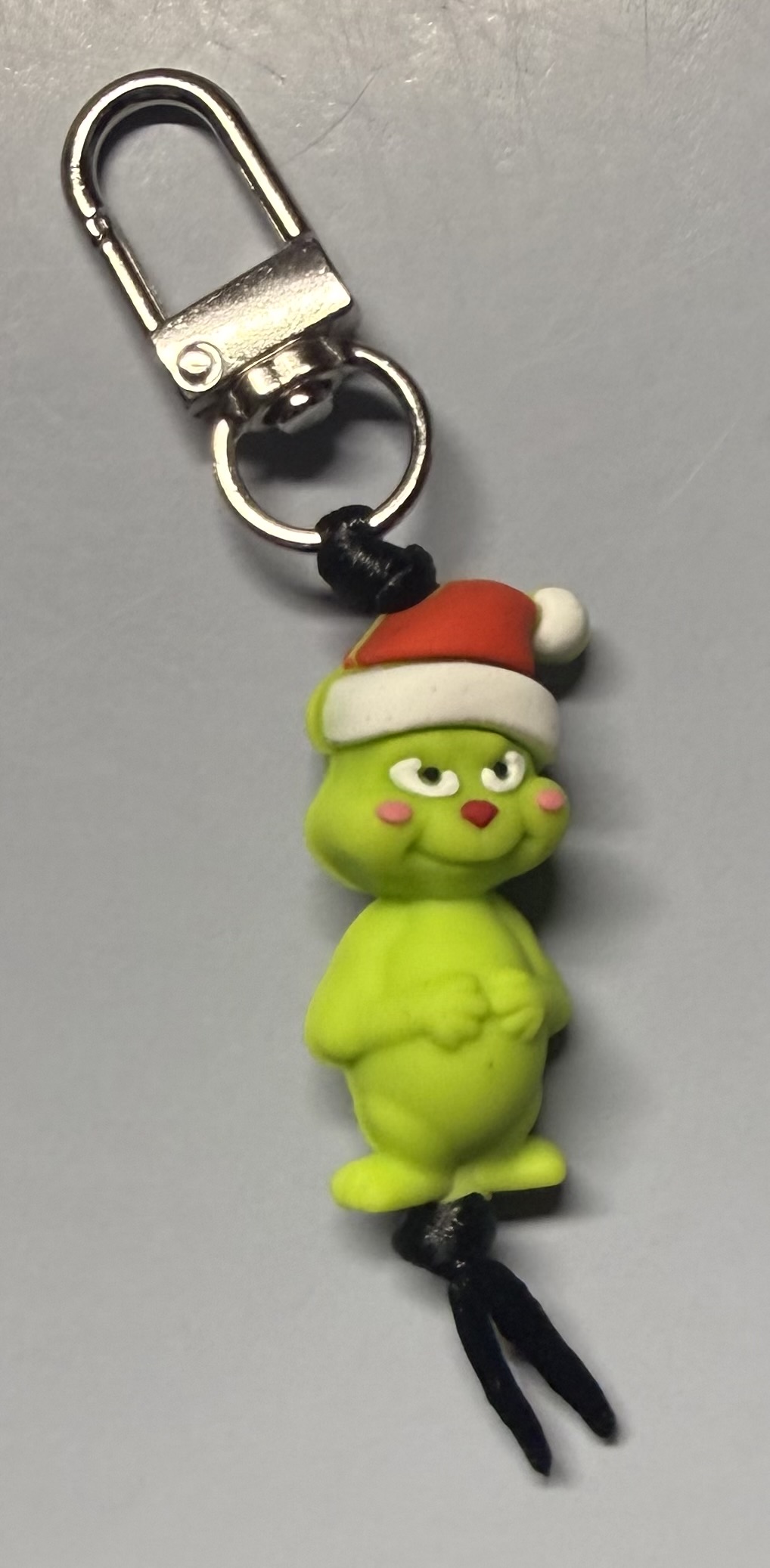 Christmas G Zipper Pull