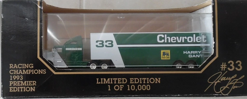 Pair of NASCAR Team Haulers 1/87 Harry Gant + Rusty Wallace New