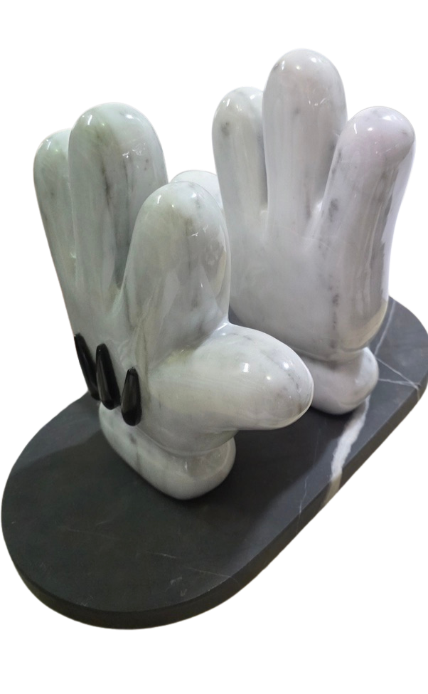 Escultura de manos 