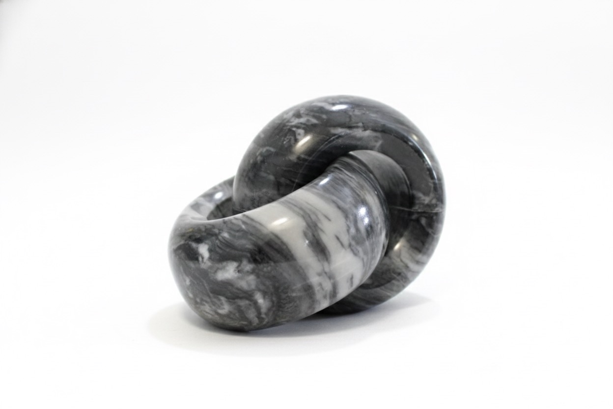 Escultura de nudos Granito