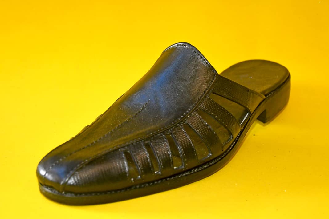 Babouche en cuir pour homme