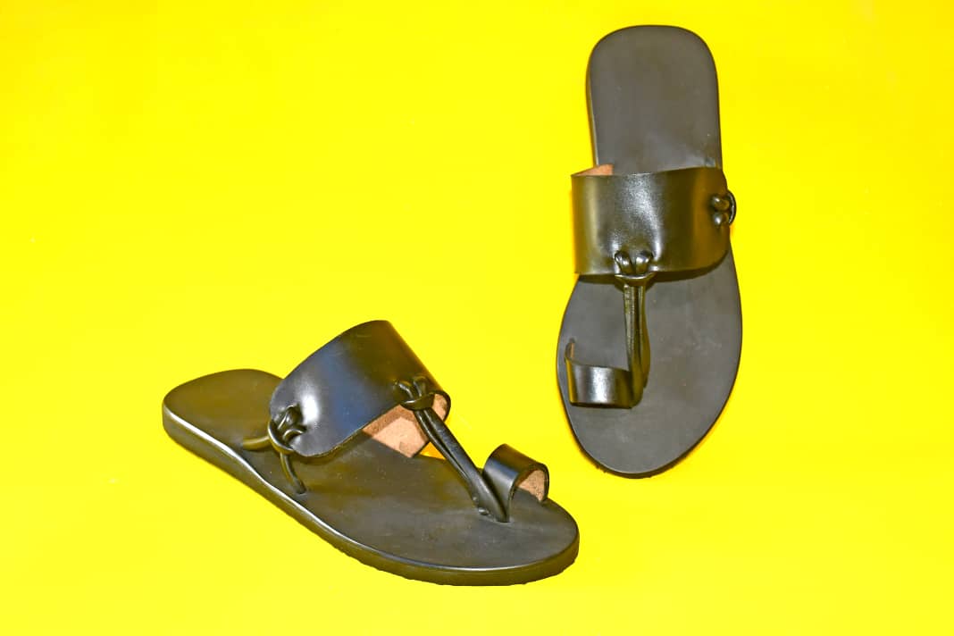 Sandales en cuir noir