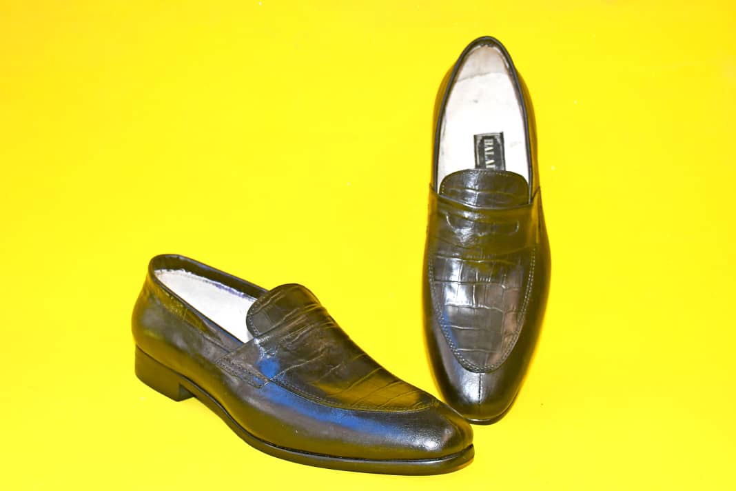 Chaussures en cuir noir