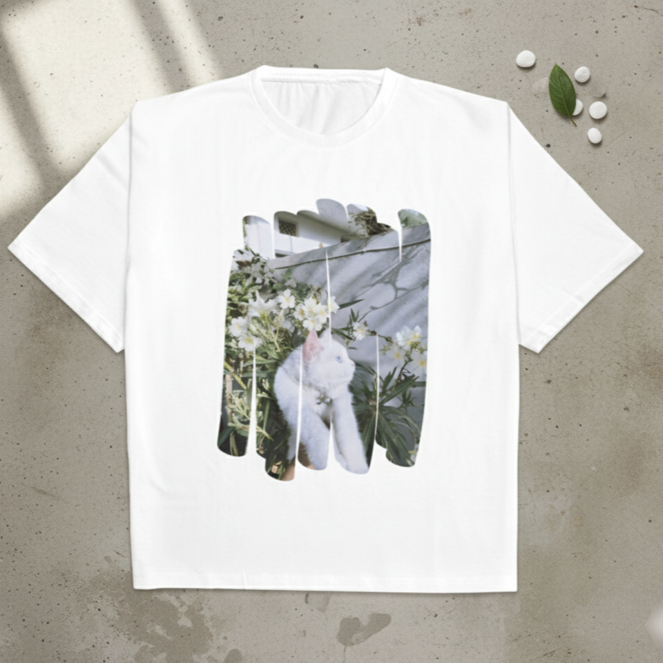 White Cat Graphic T-Shirt