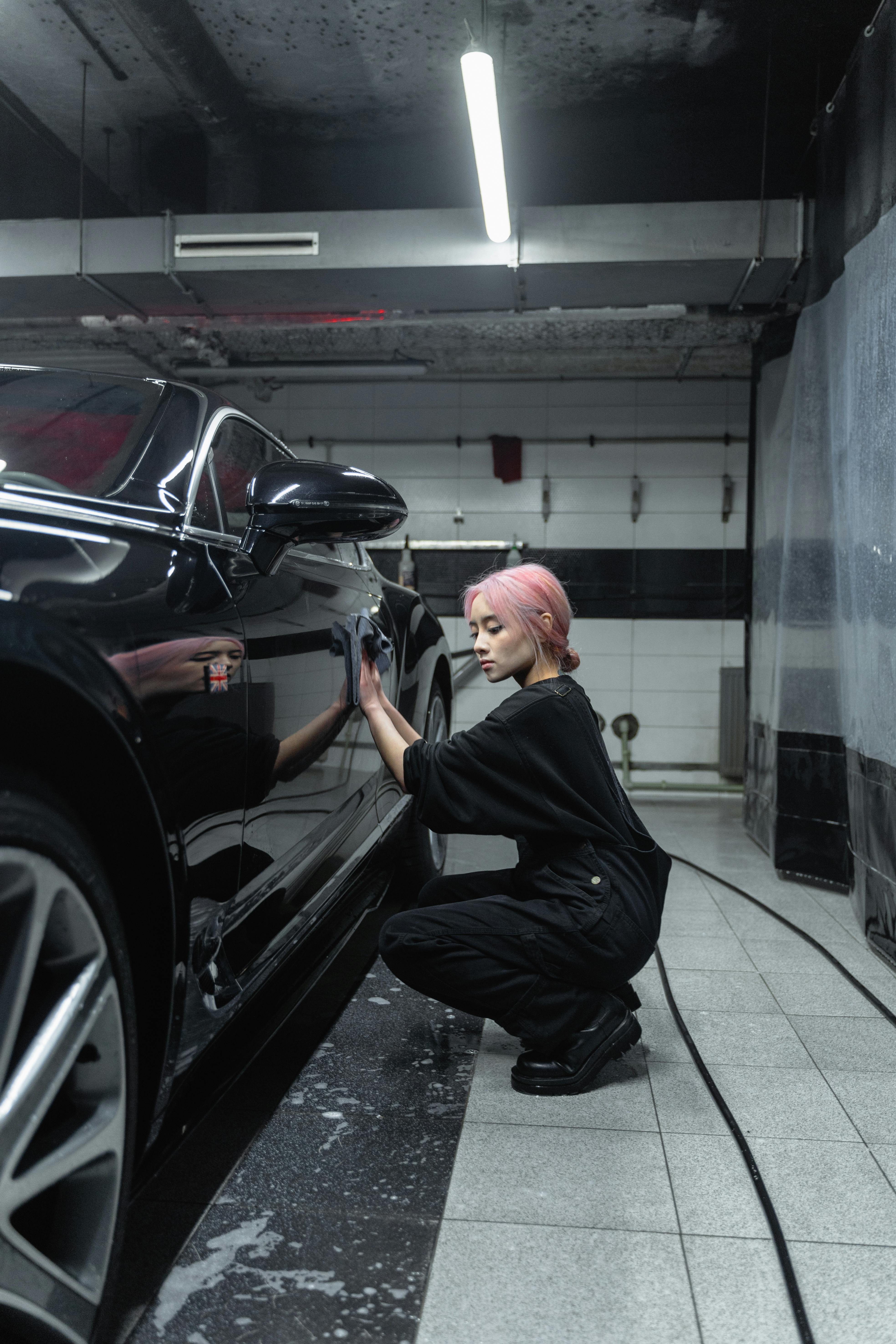 Car Exterior Detailing Service