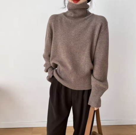 High-neck knitted sweater