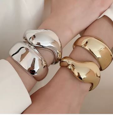 Irregular Geometric Twisted Open Bangles for Women European and American Personalized Bracelet Exaggerated Temperament Jewelry