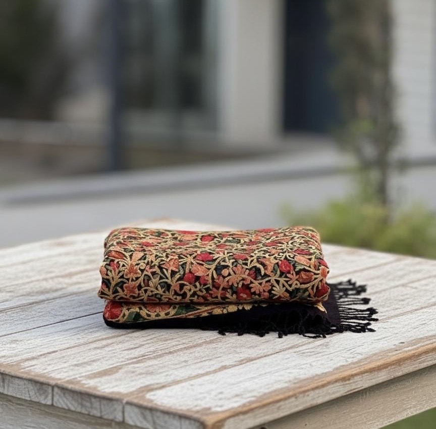 Classic Kashmiri Aari Embroidery Unisex Woollen Stall