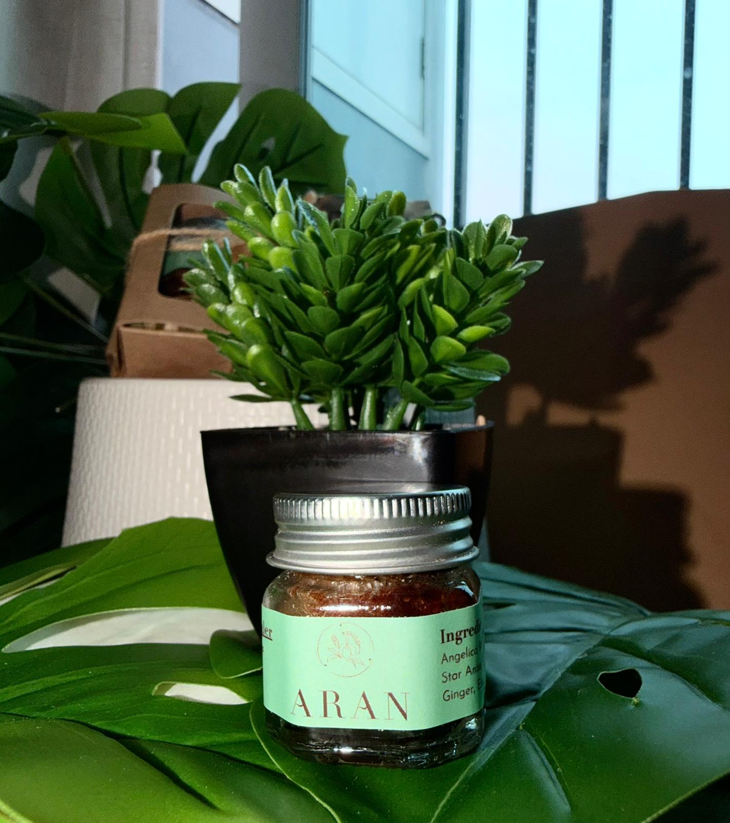 Aran Glass Compound Inhaler