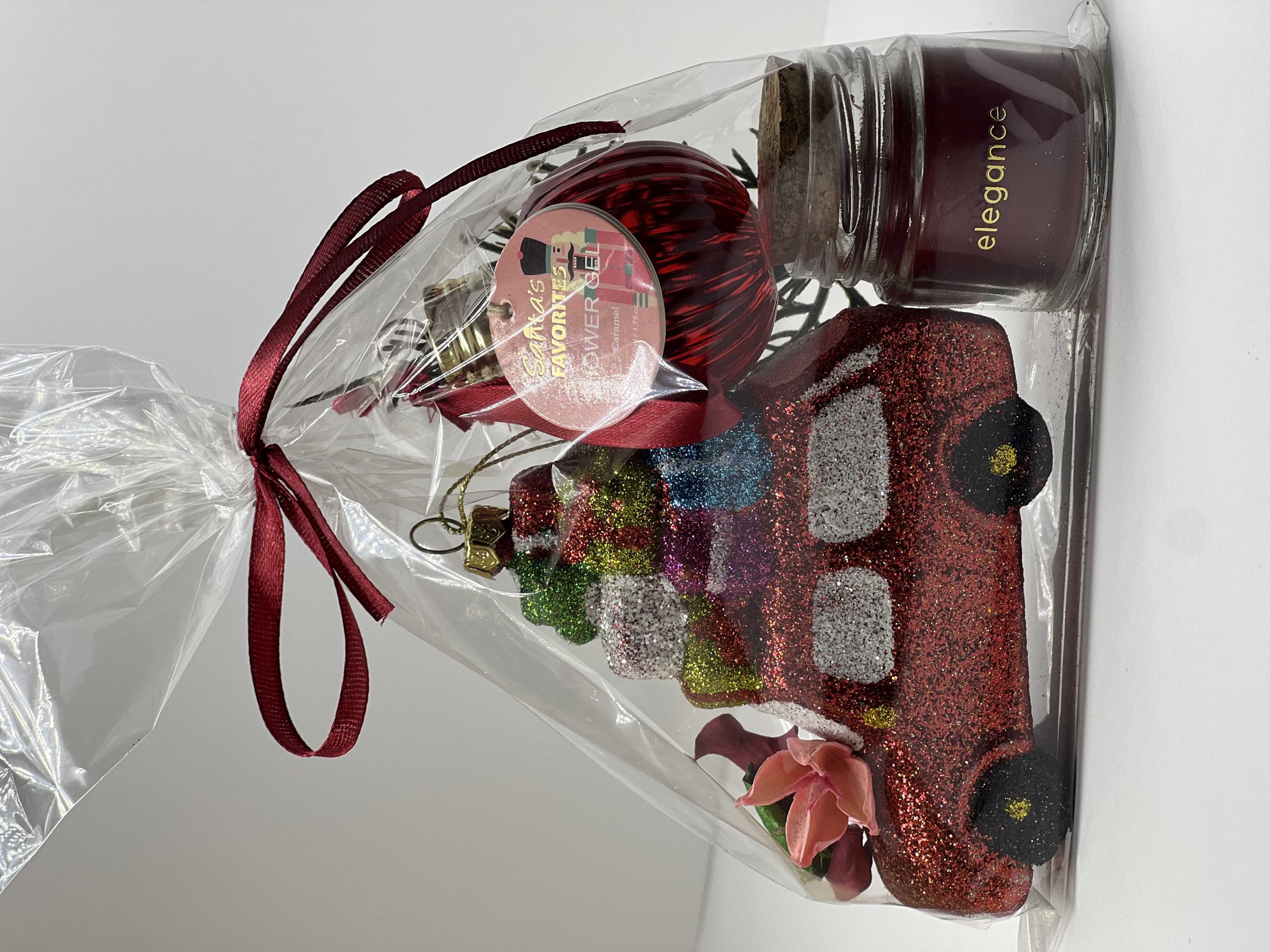 Kalėdinis dovanų rinkinys  su Kalėdų eglutės žaisliuku