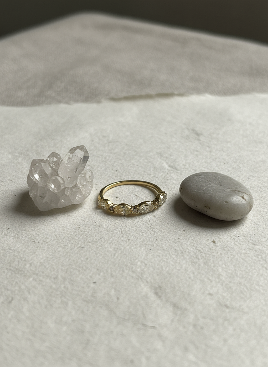 Elegant Gold Diamond Ring