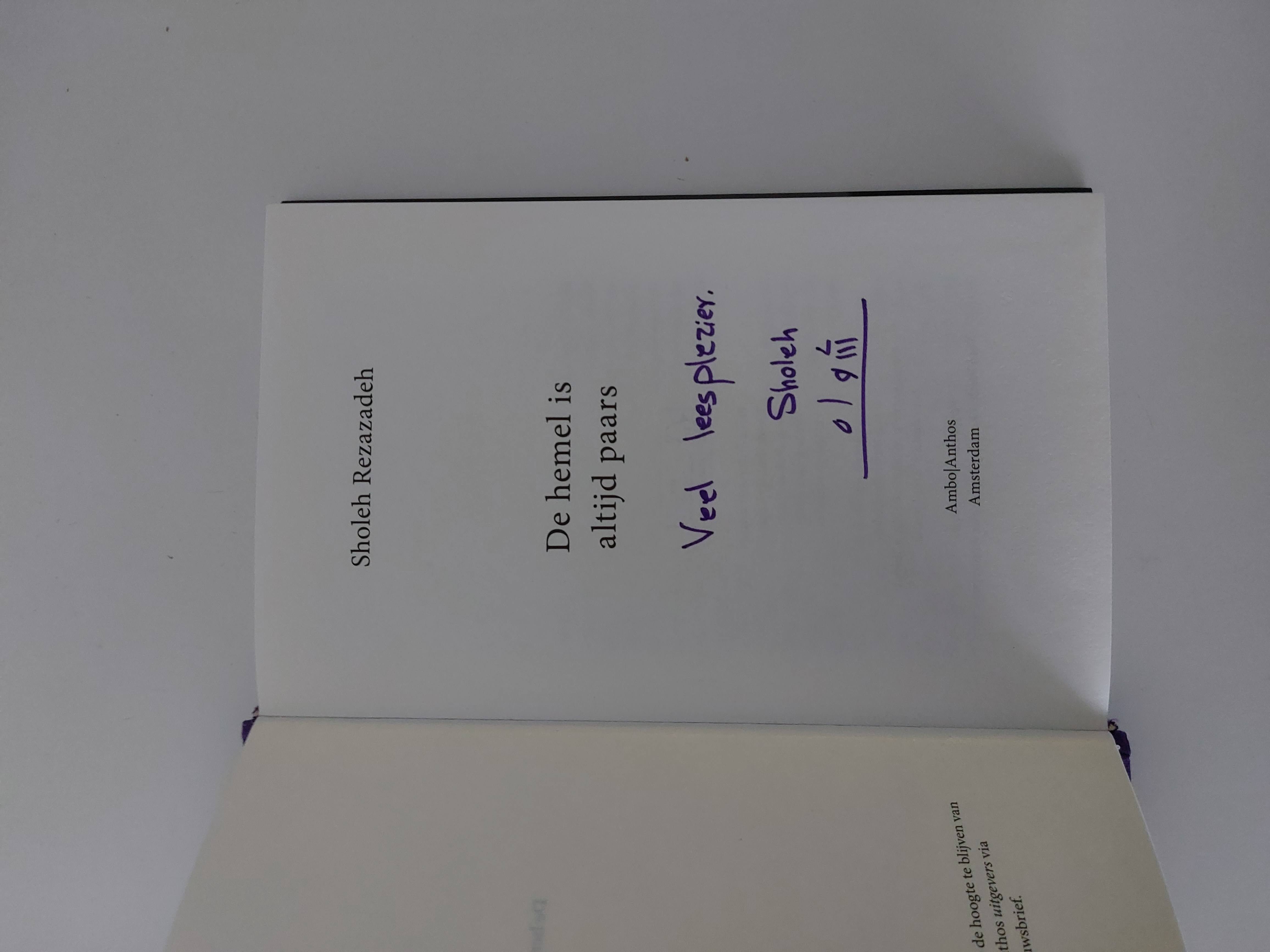 Sholeh Rezazadeh - De hemel is altijd paars