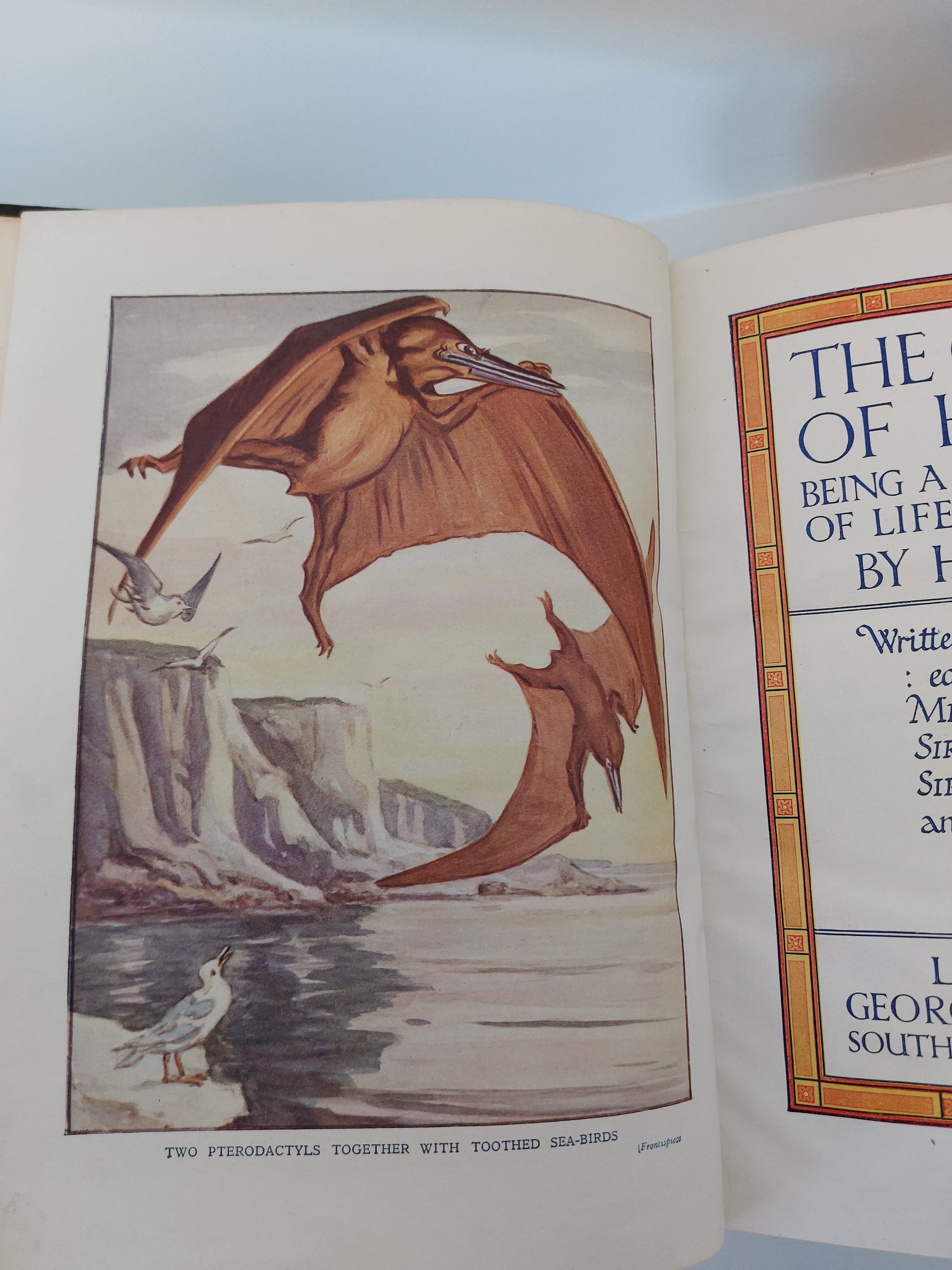 H.G. Wells - THE OUTLINE OF HISTORY 1920 – Rare One-Volume, W.H. Smith Binding– Rare One-Volume, W.H. Smith Binding