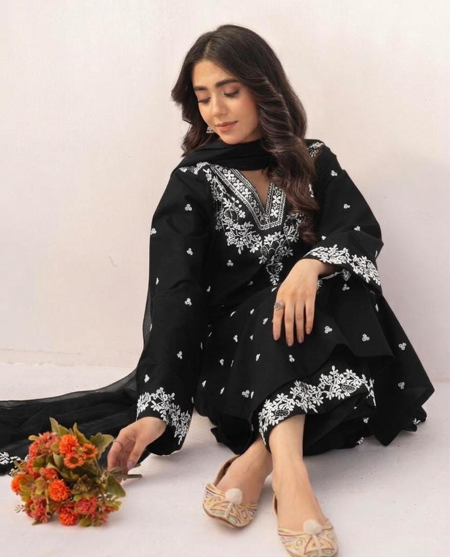 3 pc lawan embrdry suit