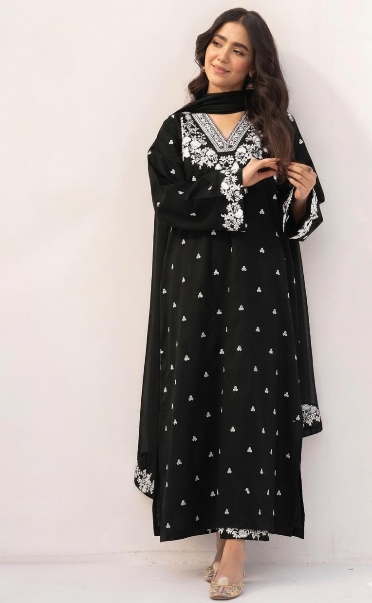 3 pc lawan embrdry suit