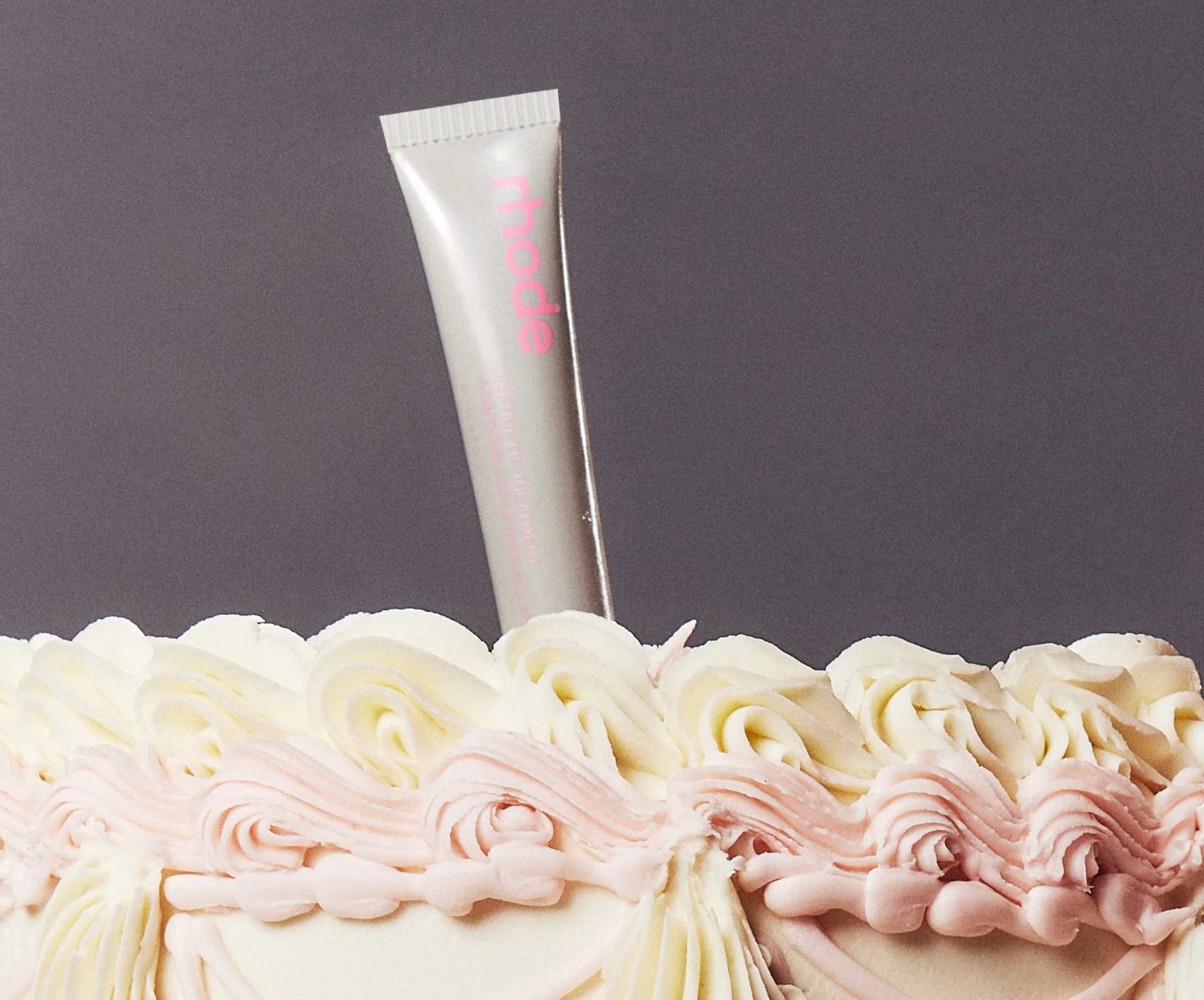 Rhode peptide lip treatment