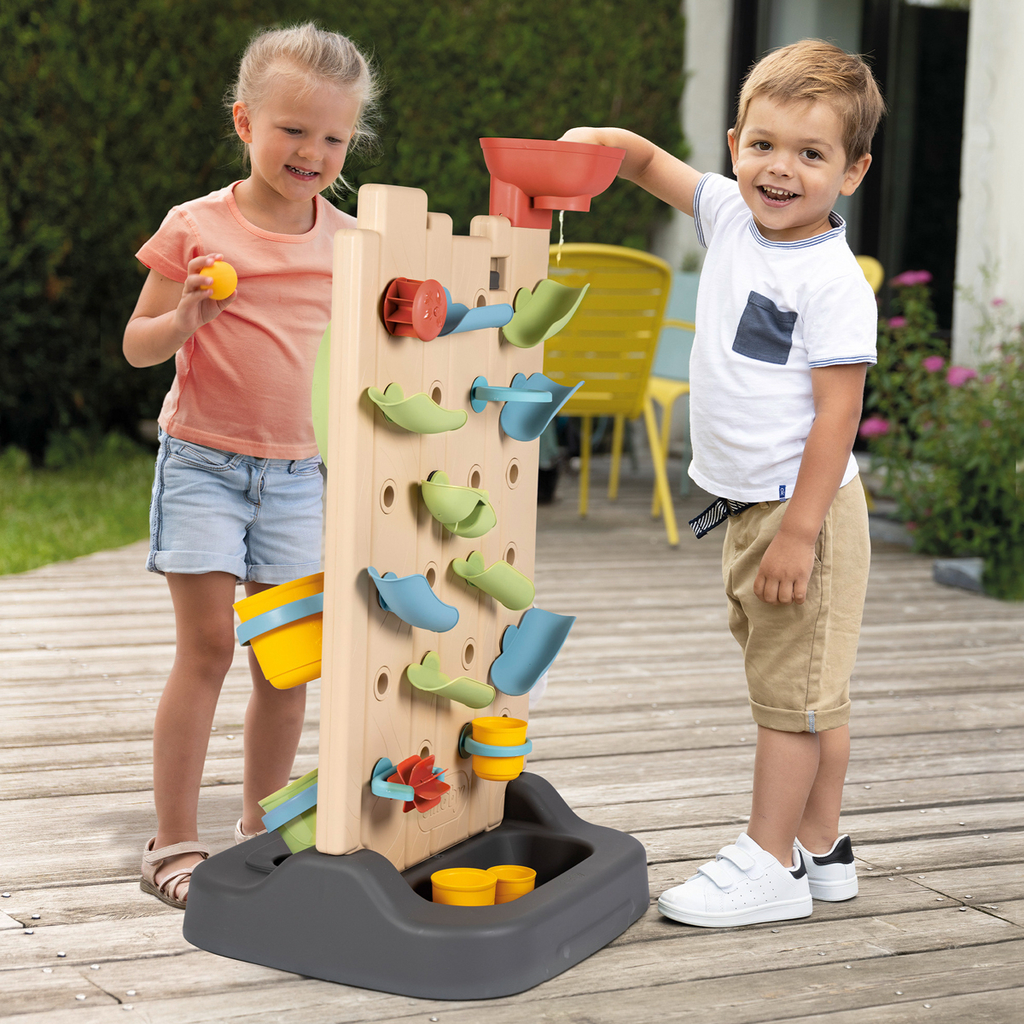 Smoby Life Activity Wall Garden Toy