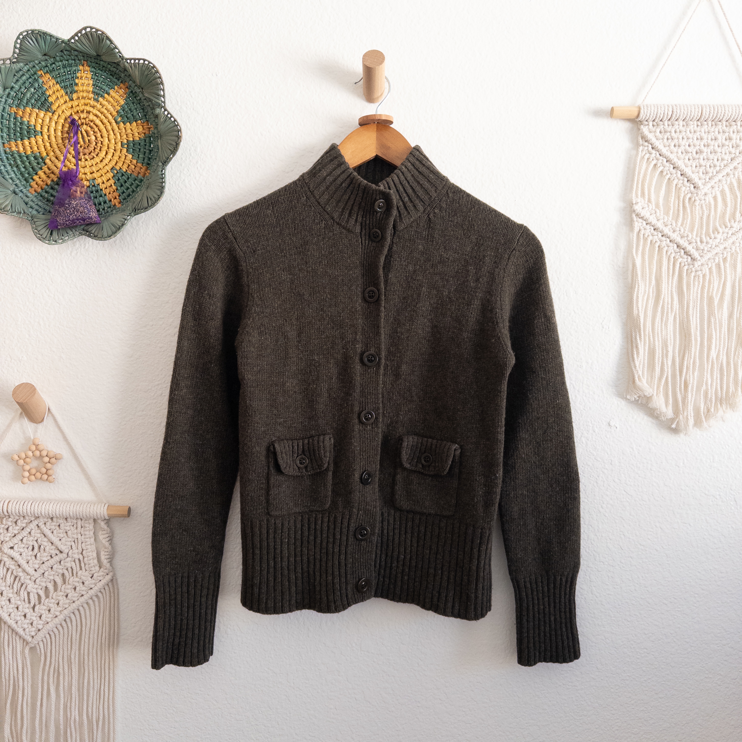 McKenzy Olive Green 100% Lambswool Cardigan Sweater Size Small