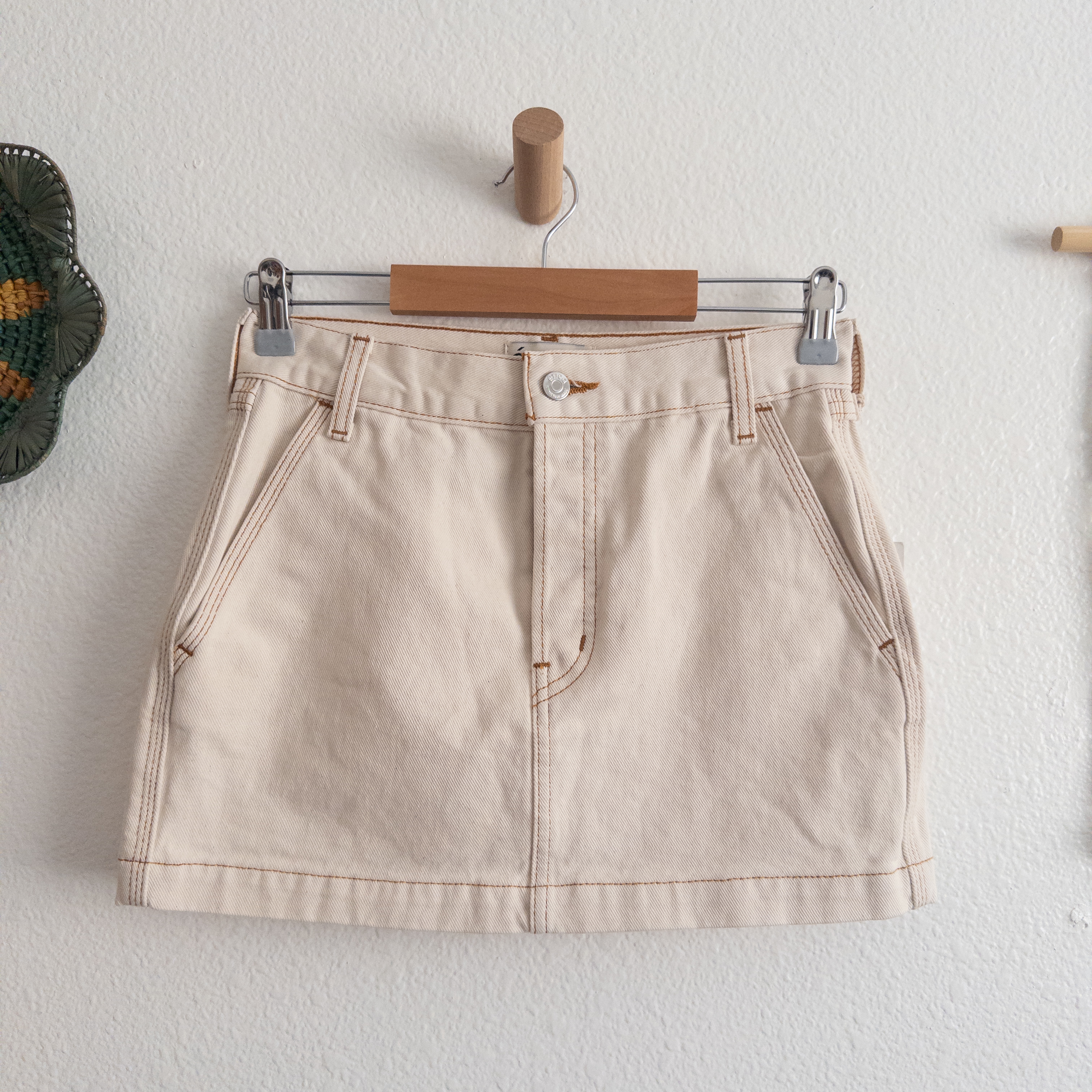 Etica Anthropologie Sheldon High Waist Denim Beige Mini Skirt Size 25 New