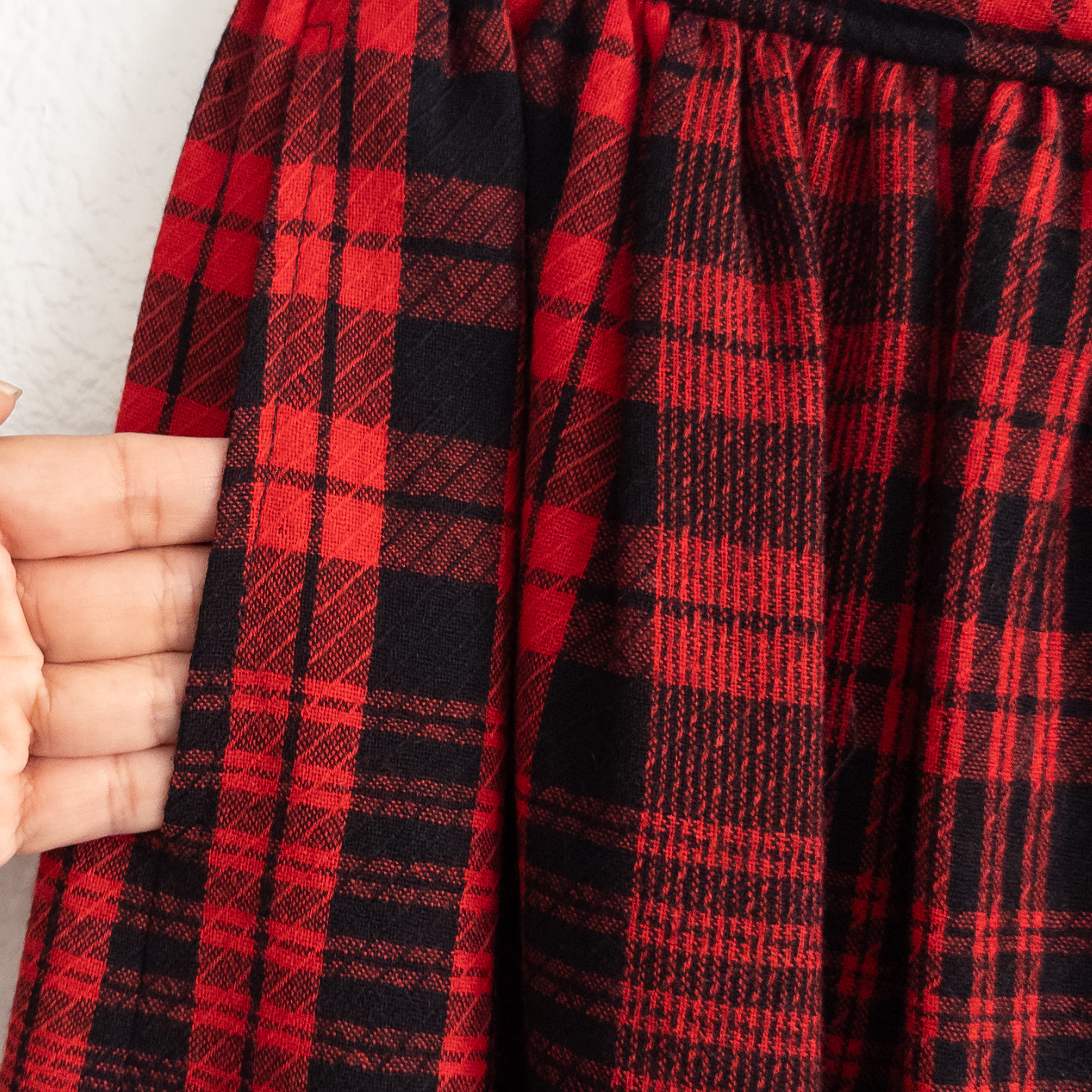 Evan Picone Red and Black Plaid Worsted Wool Midi Skirt Size 6 Vintage