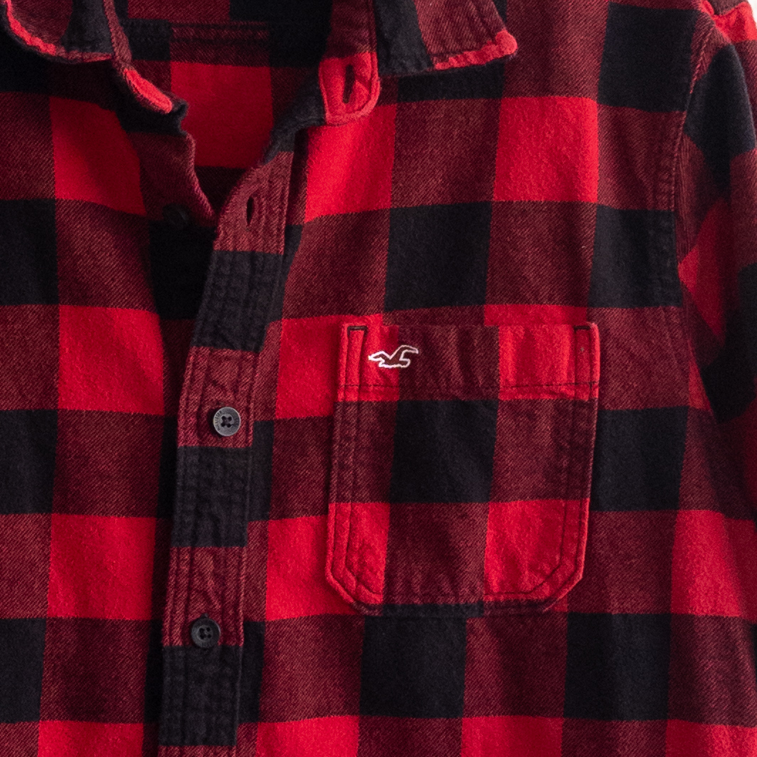 Hollister Red and Black Buffalo Plaid Flannel Shirt Size Large