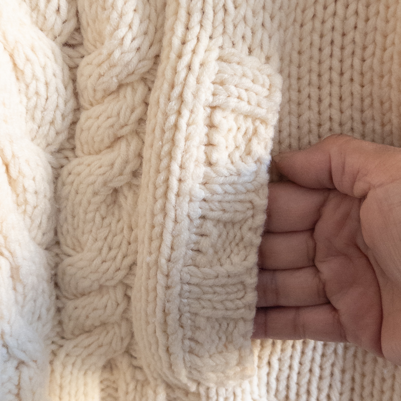 Eddie Bauer Wool Blend Cream Chunky Cable Knit Sweater Size XL