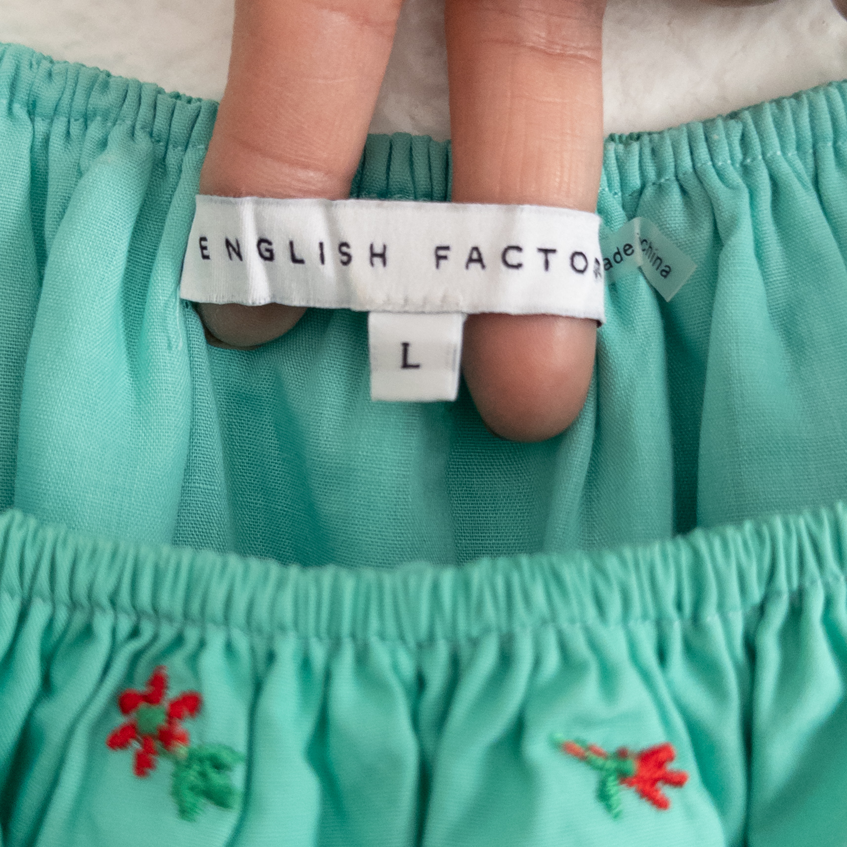 English Factory Floral Green Scalloped Hem Ruffle Detail Top Size Large