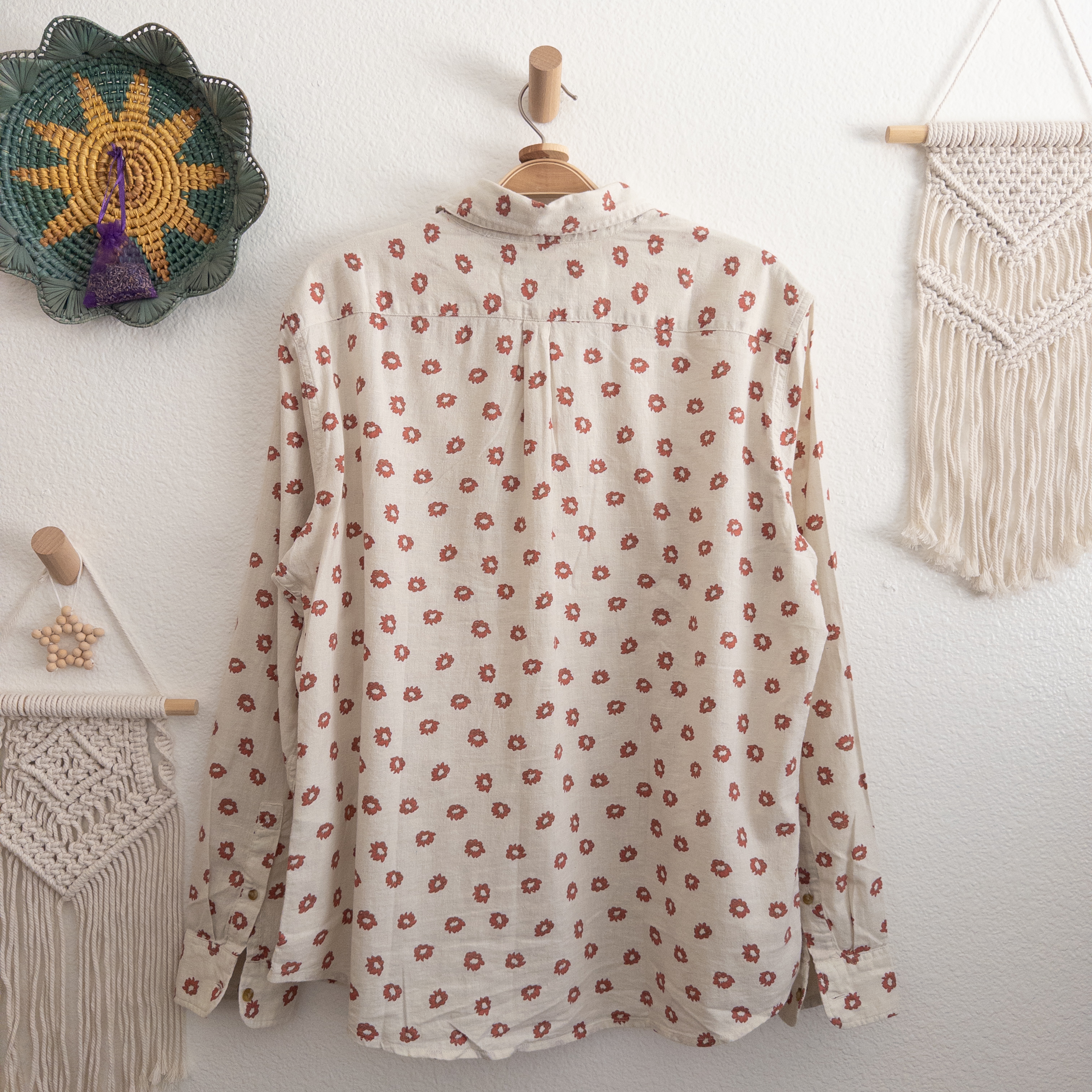 Floral Print Button-Up Shirt Slim Fit Size XL