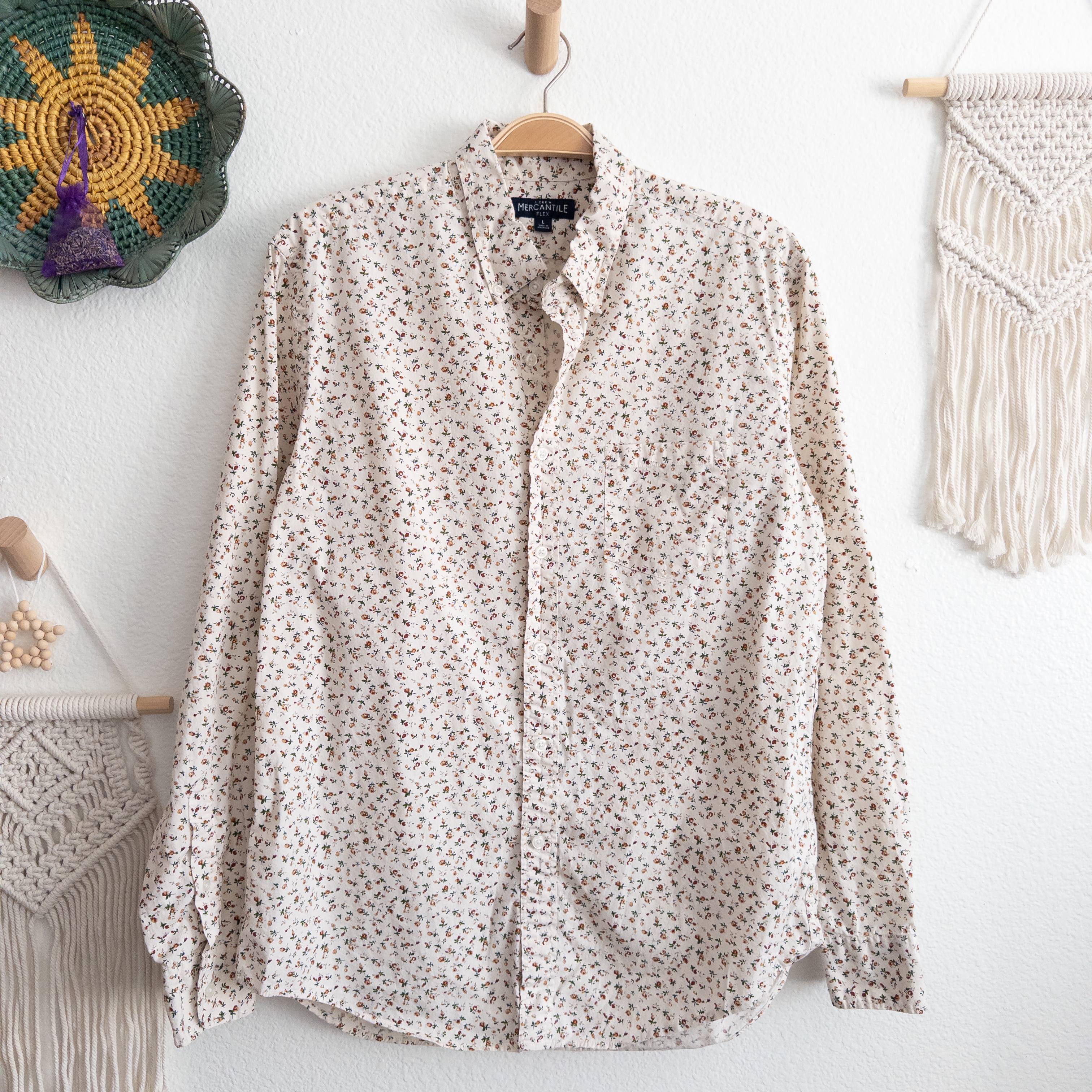 Floral Print Button-Up Shirt Size Large