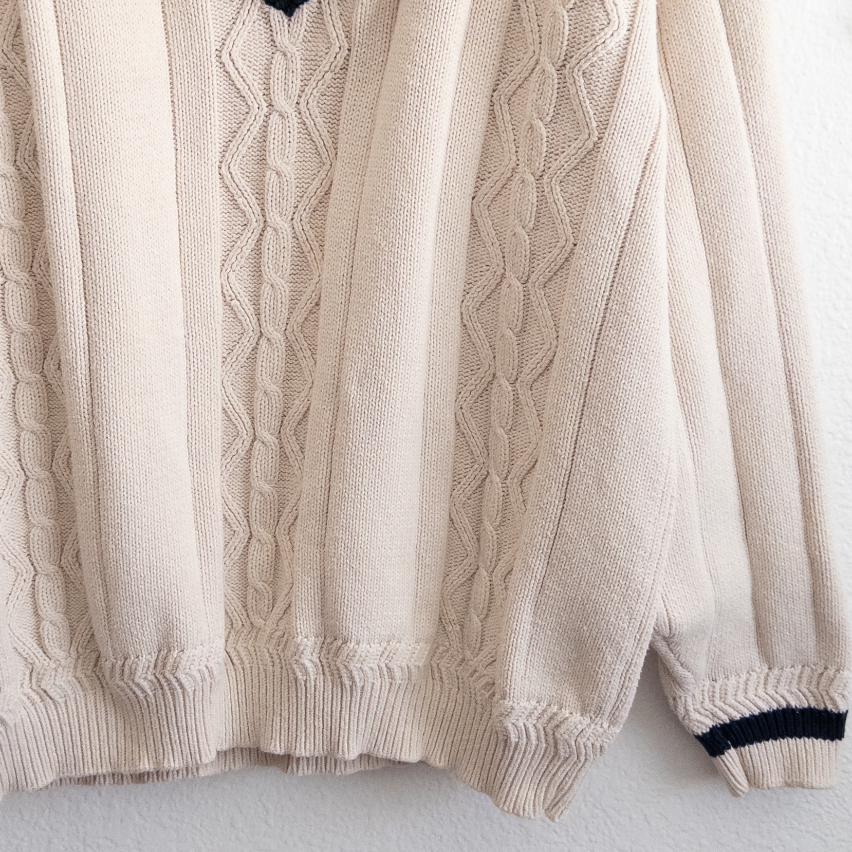 Vintage Cape Isle Knitters Cream V-Neck Pullover Knit Sweater Size XL