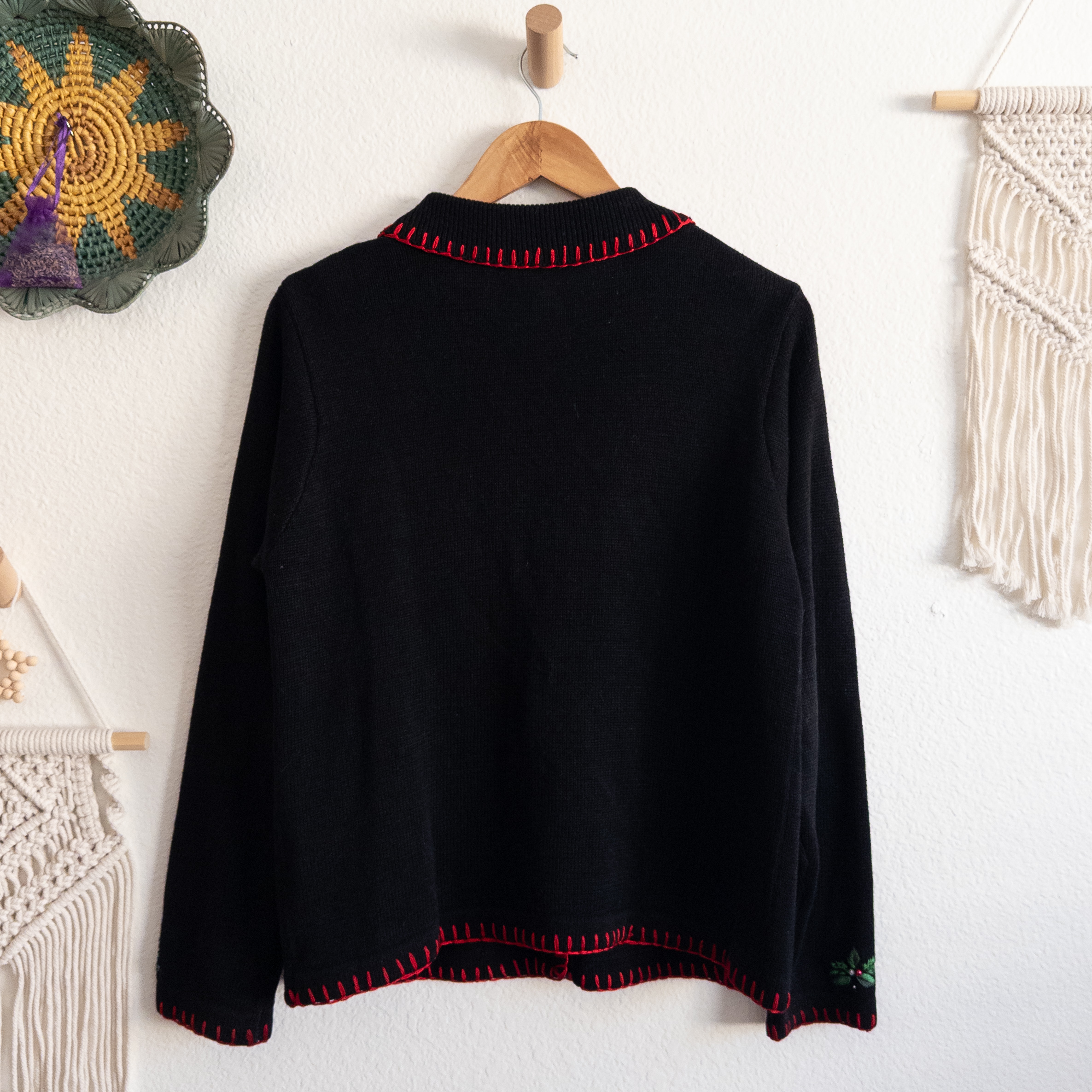 Vintage B.P. Design Holiday Embroidered Cardigan Sweater Size Small