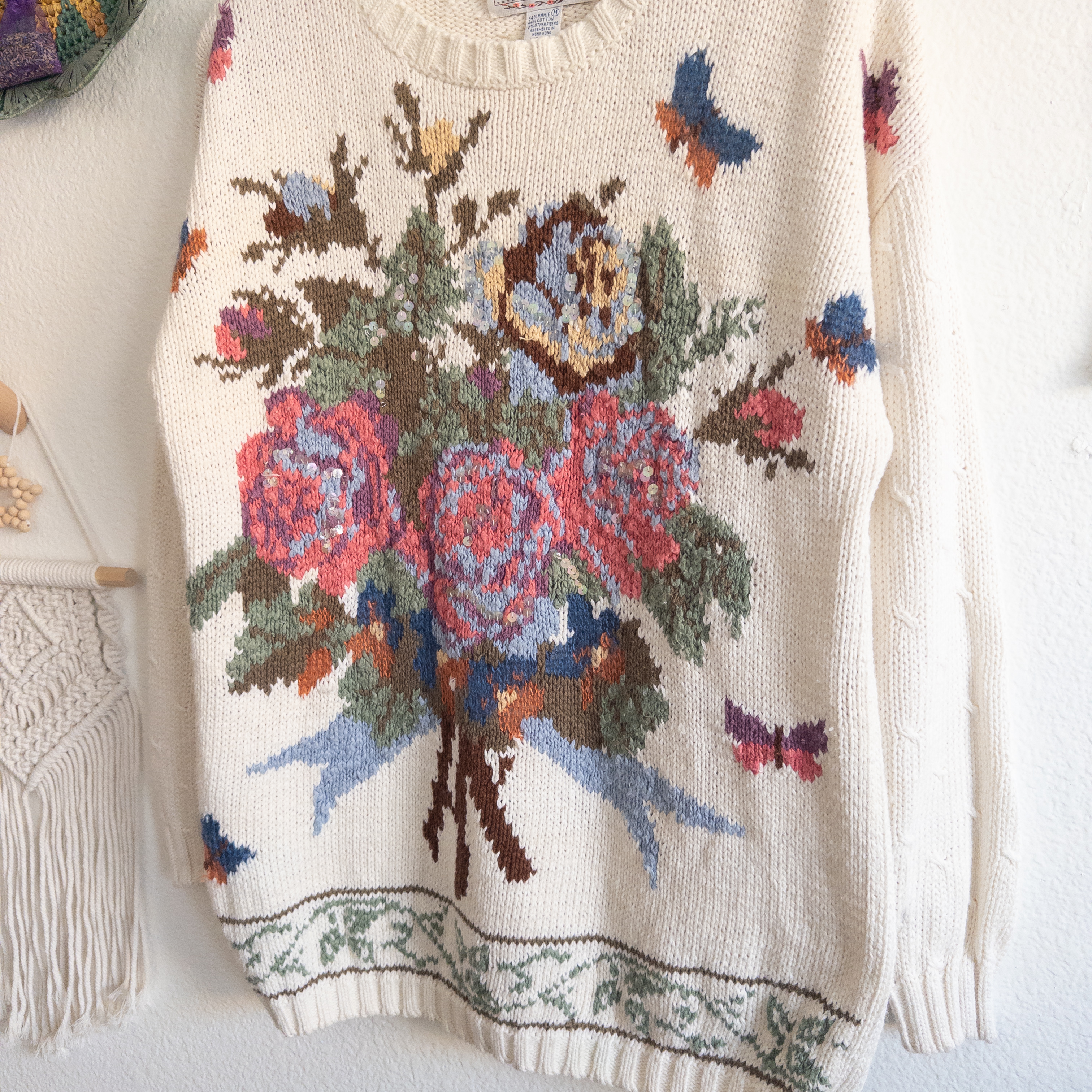 Melbourne Country Vintage Floral and Sequin Knit Sweater Size Medium
