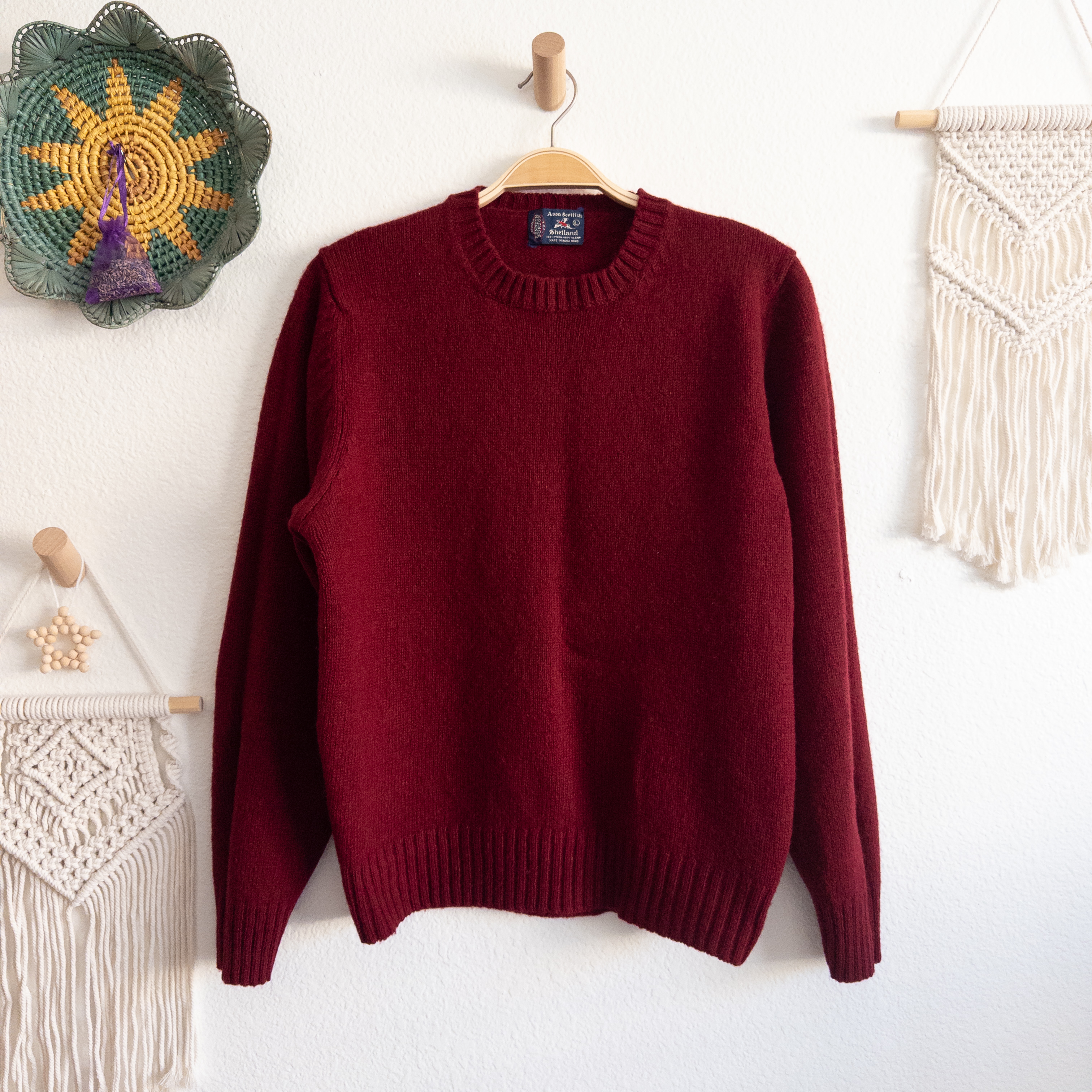 Kenneth Gordon Avon Scottish Maroon Red 100% Wool Sweater Vintage Size Large