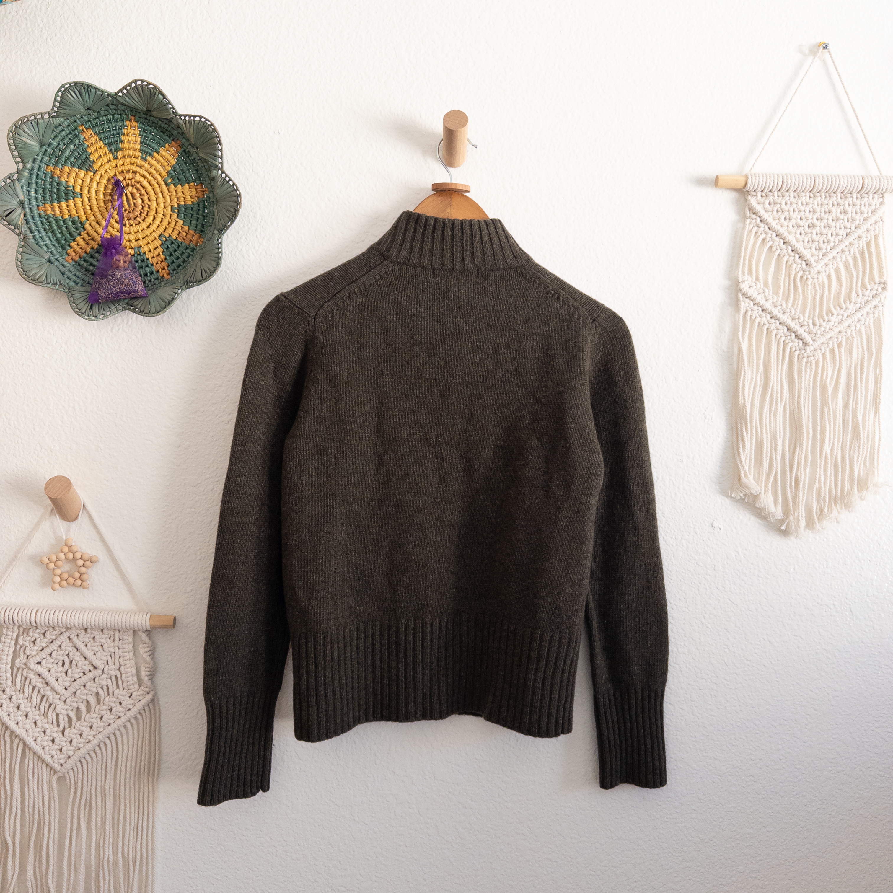 McKenzy Olive Green 100% Lambswool Cardigan Sweater Size Small