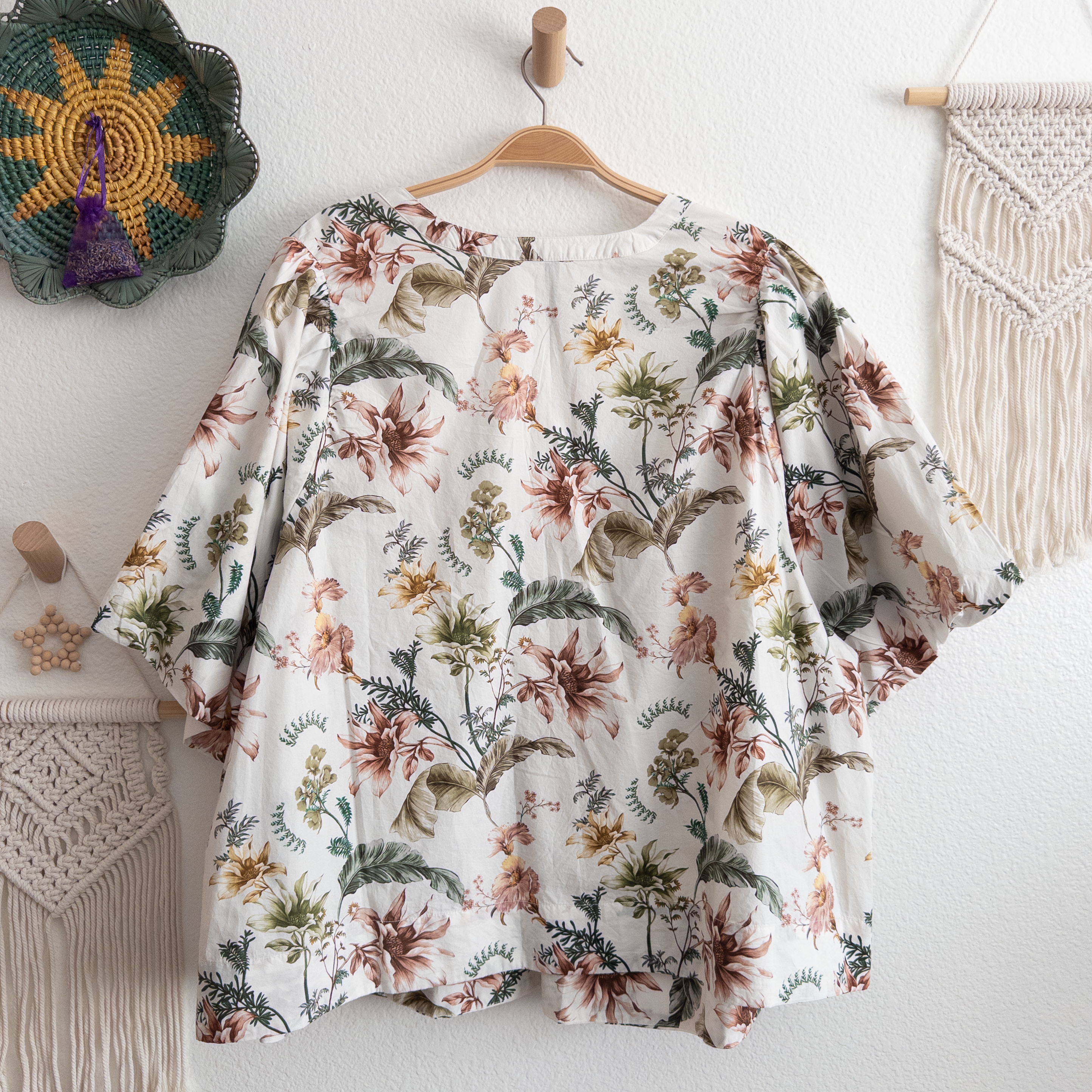 Anthropologie White Botanical Print V-Neck Puff Sleeves Size Plus 3X