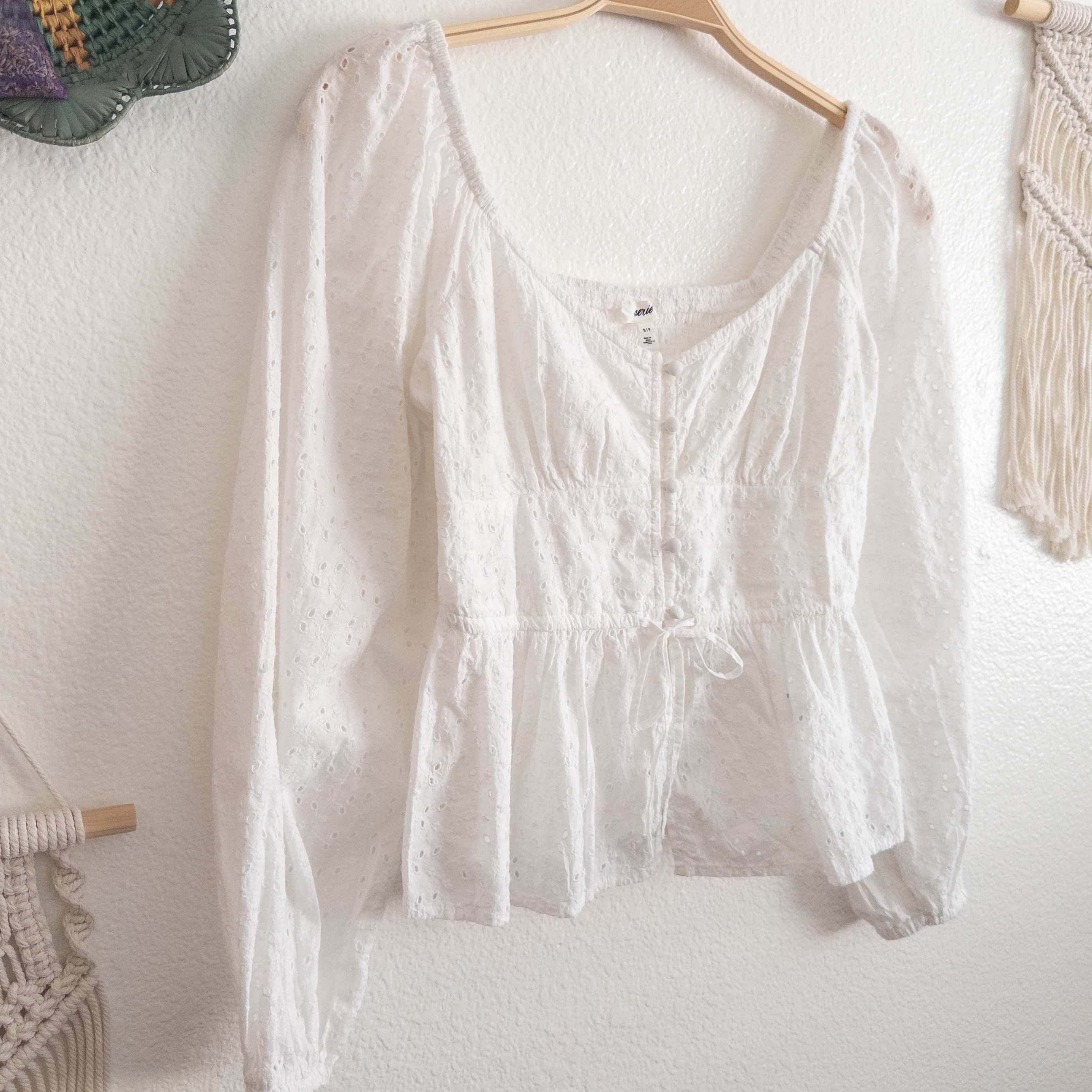 Aerie White Eyelet Babydoll Blouse Size Small