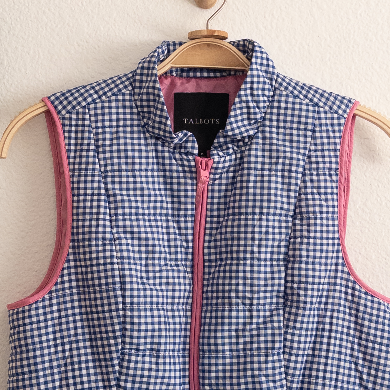 Talbots Quilted Gingham Vest Blue and White with Pink Trim Size Medium
