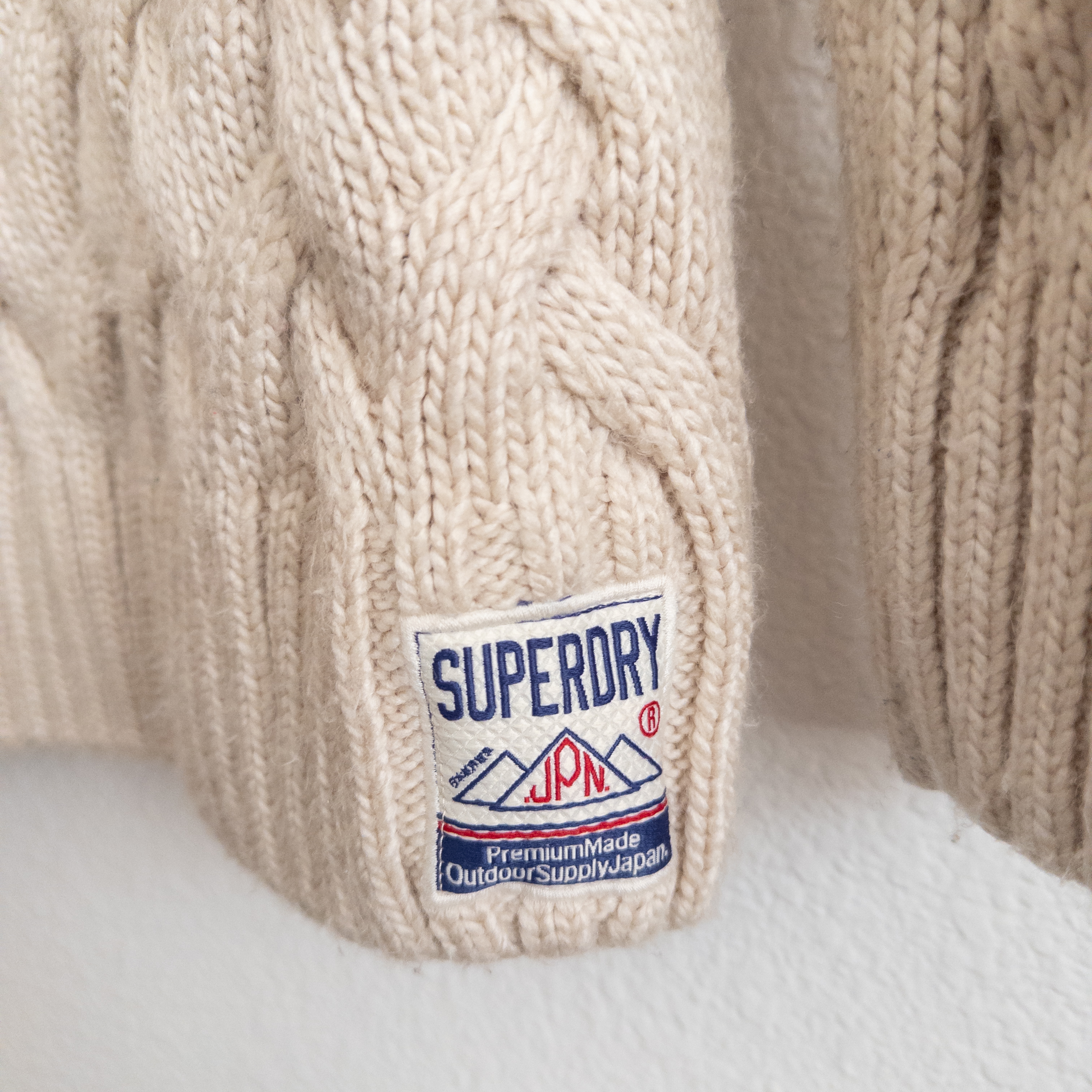 Chunky Cable Knit Wool Blend Beige Sweater Size Large