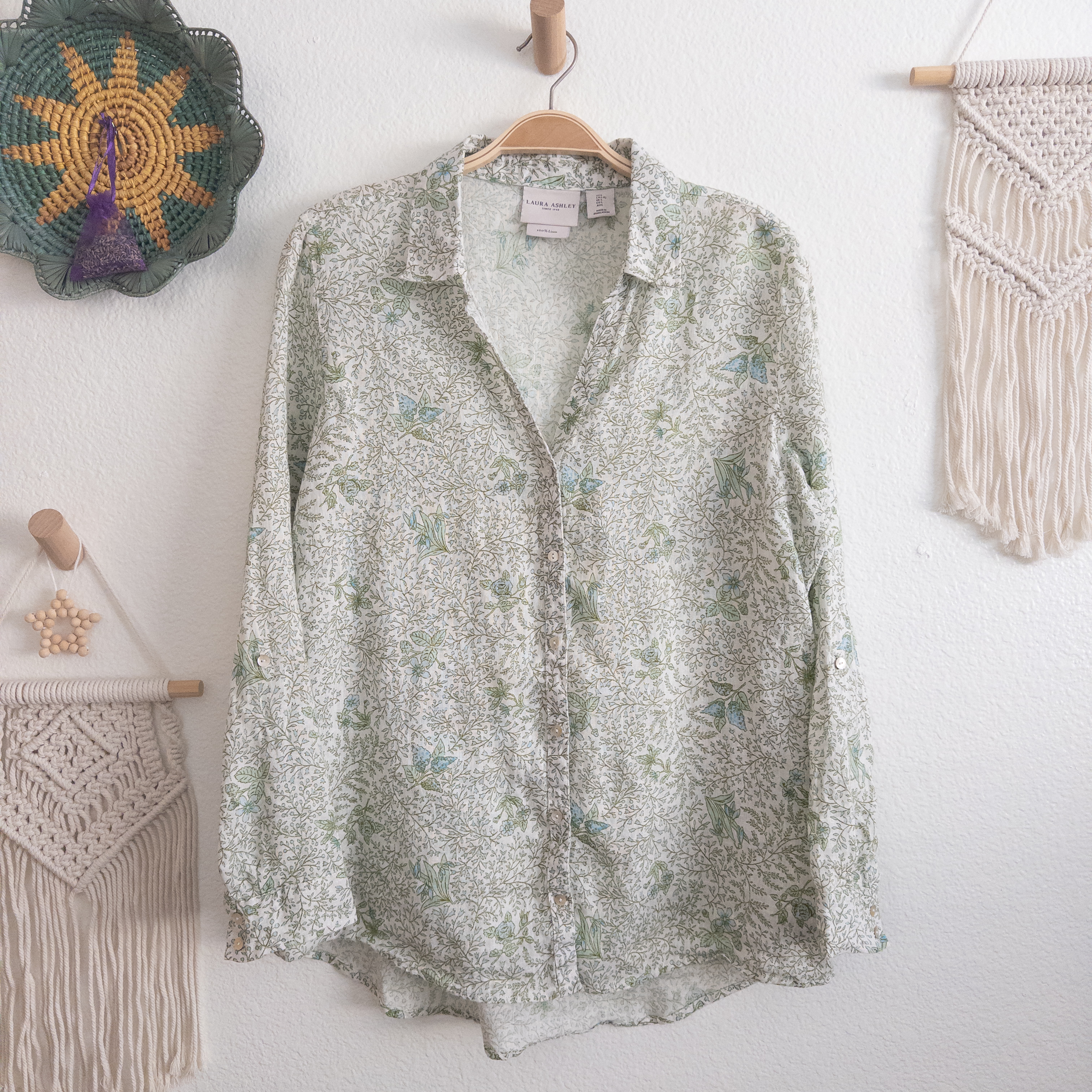 Laura Ashley Linen Floral Button-Up Blouse Size Large