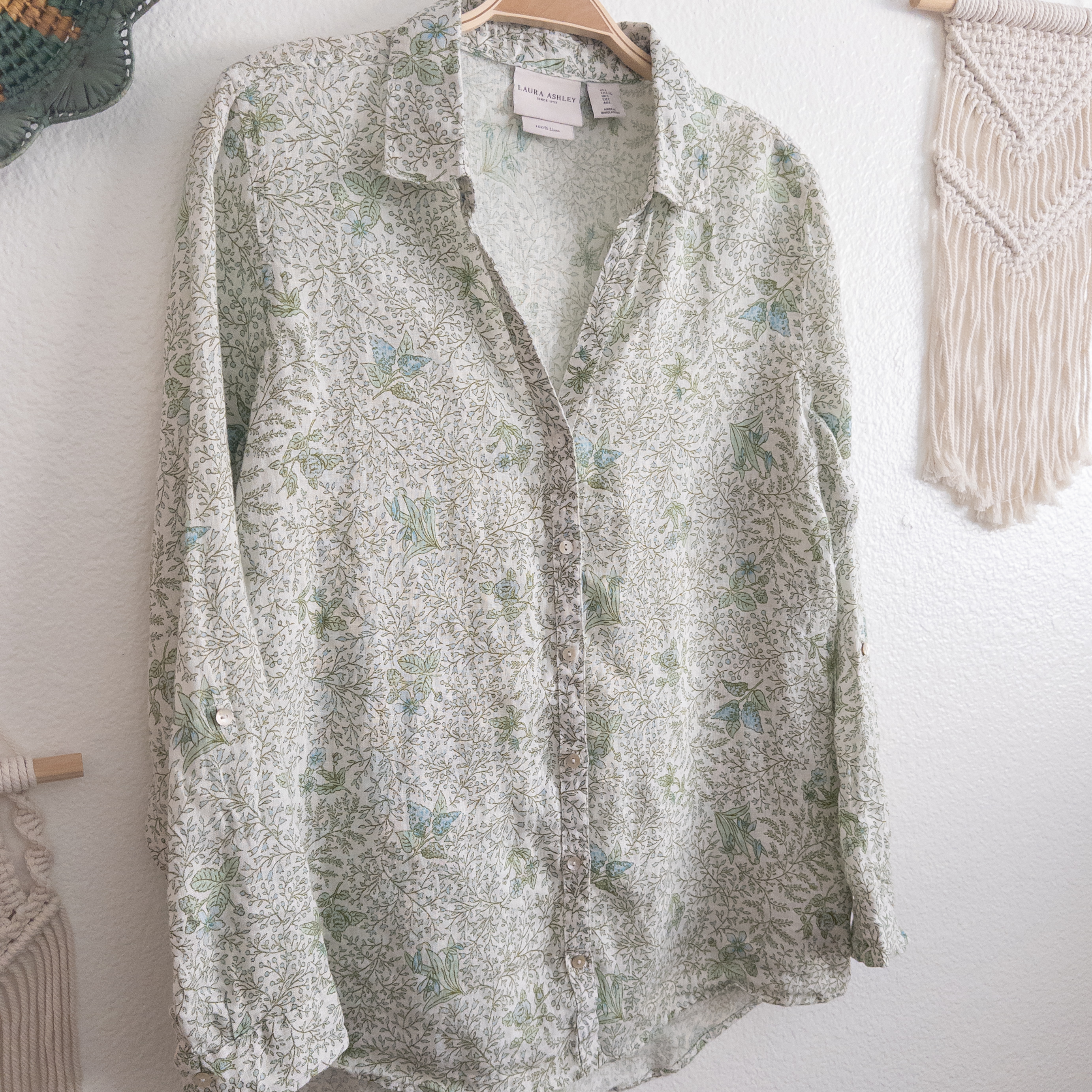 Laura Ashley Linen Floral Button-Up Blouse Size Large